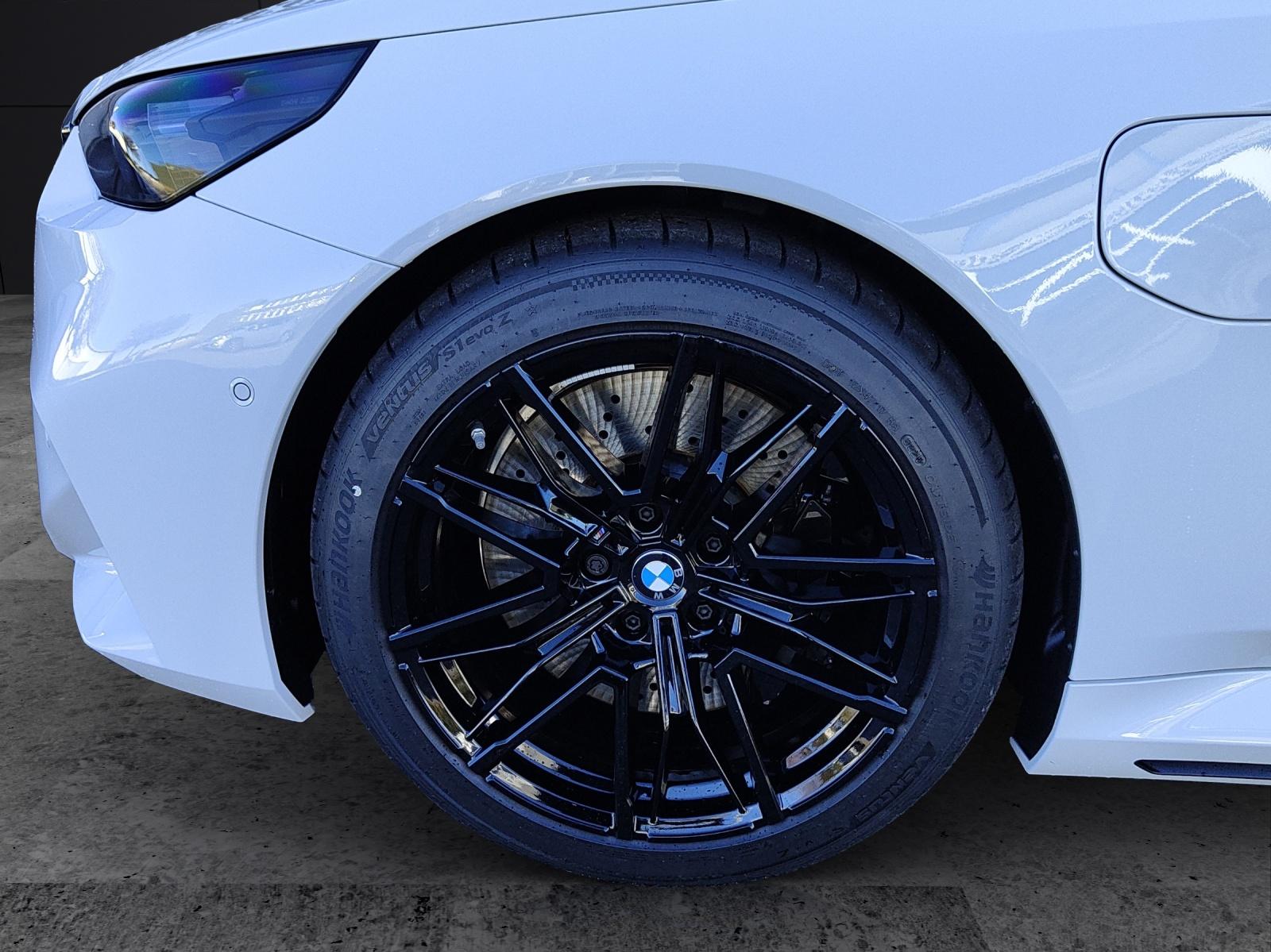 BMW M5 xDrive Touring-image-5