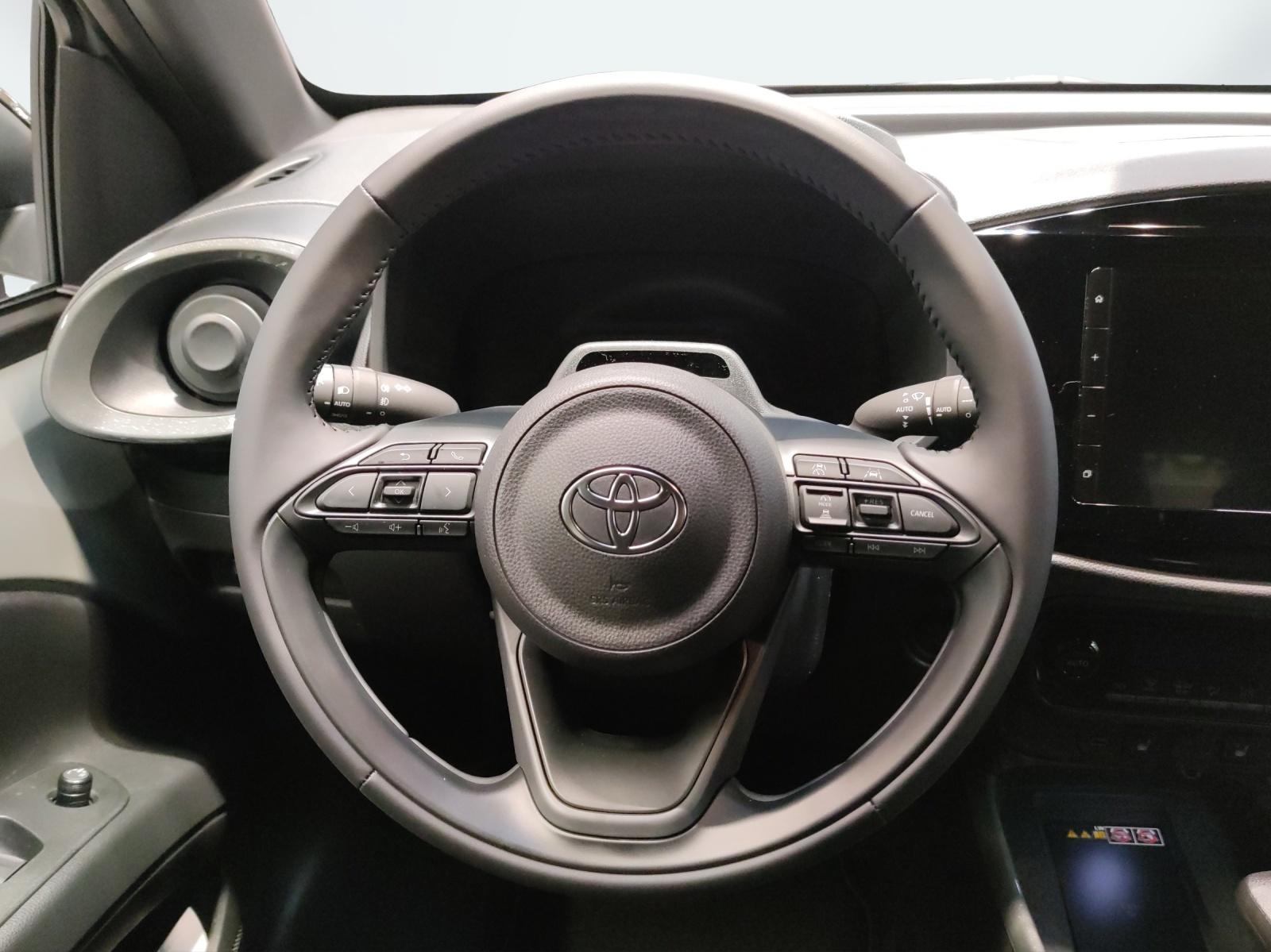 TOYOTA Aygo X 1.5 VVT-i HSD Trend-image-12