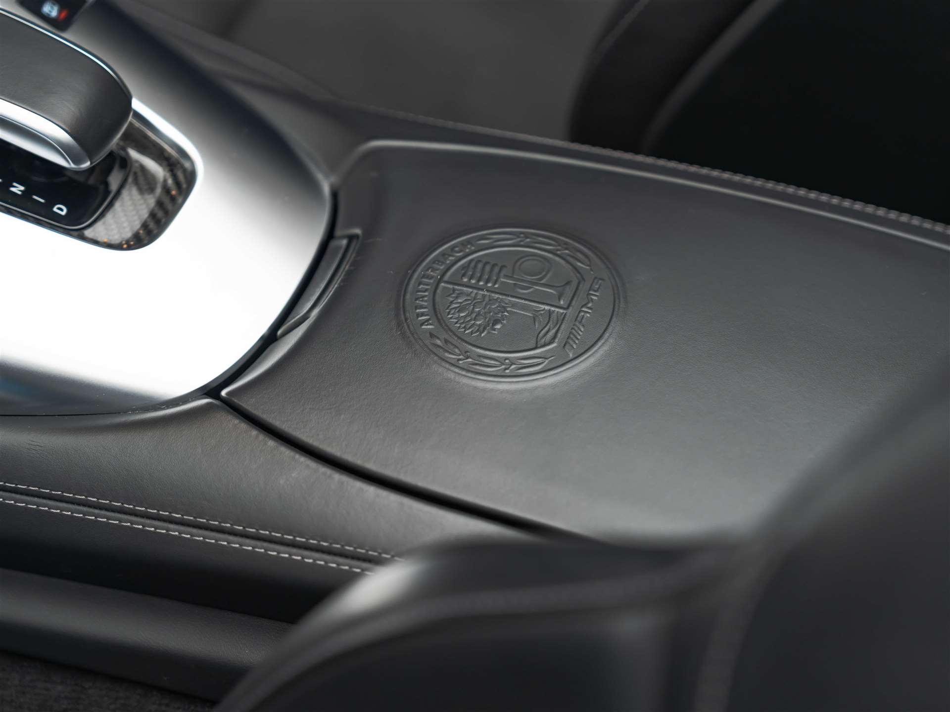 MERCEDES-BENZ AMG GT C Roadster Speedshift DCT *CH-Auto*Keramik*Burmester*Sitzlüftung*MSI+*-image-27