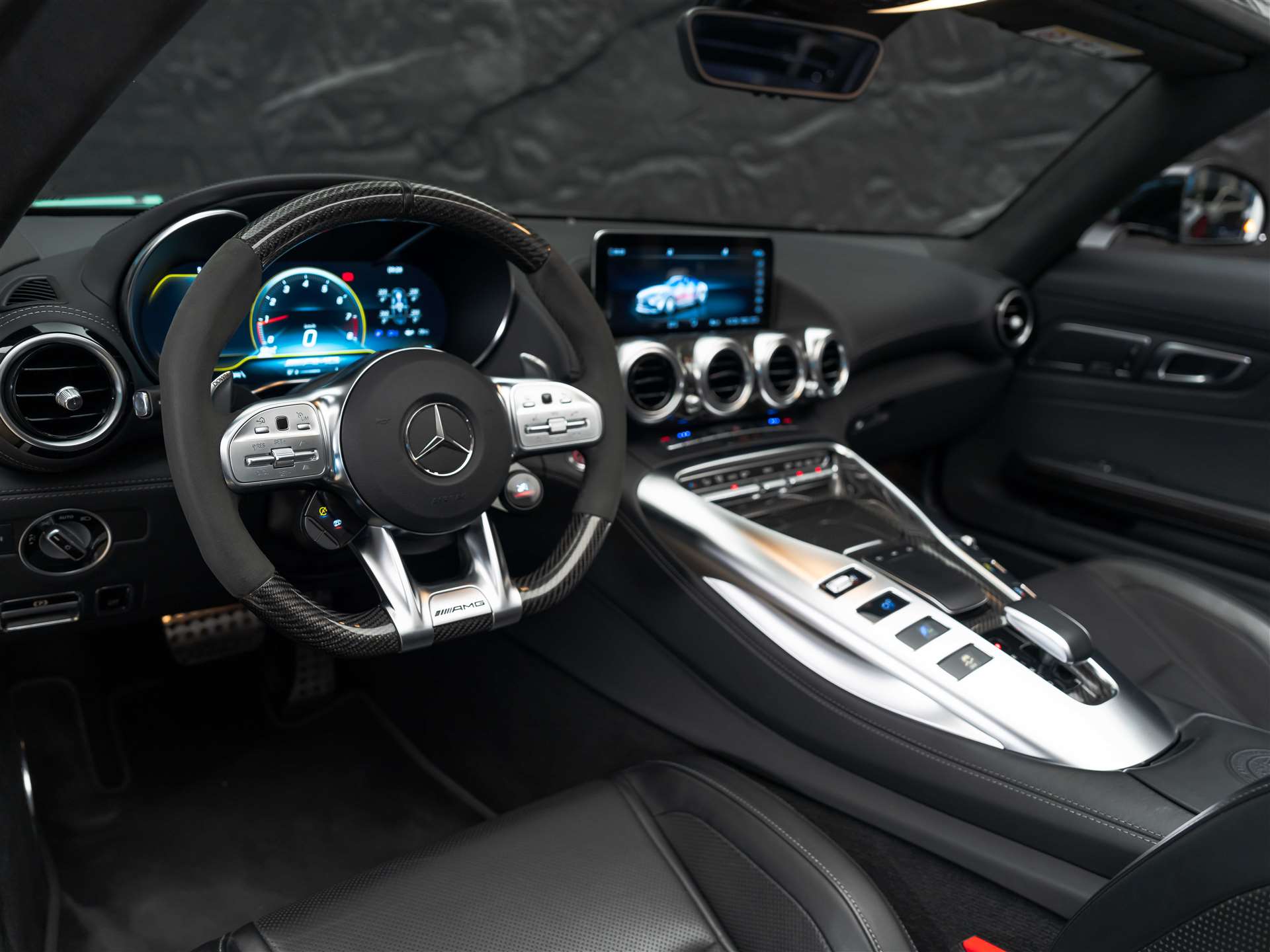 MERCEDES-BENZ AMG GT C Roadster Speedshift DCT *CH-Auto*Keramik*Burmester*Sitzlüftung*MSI+*-image-22