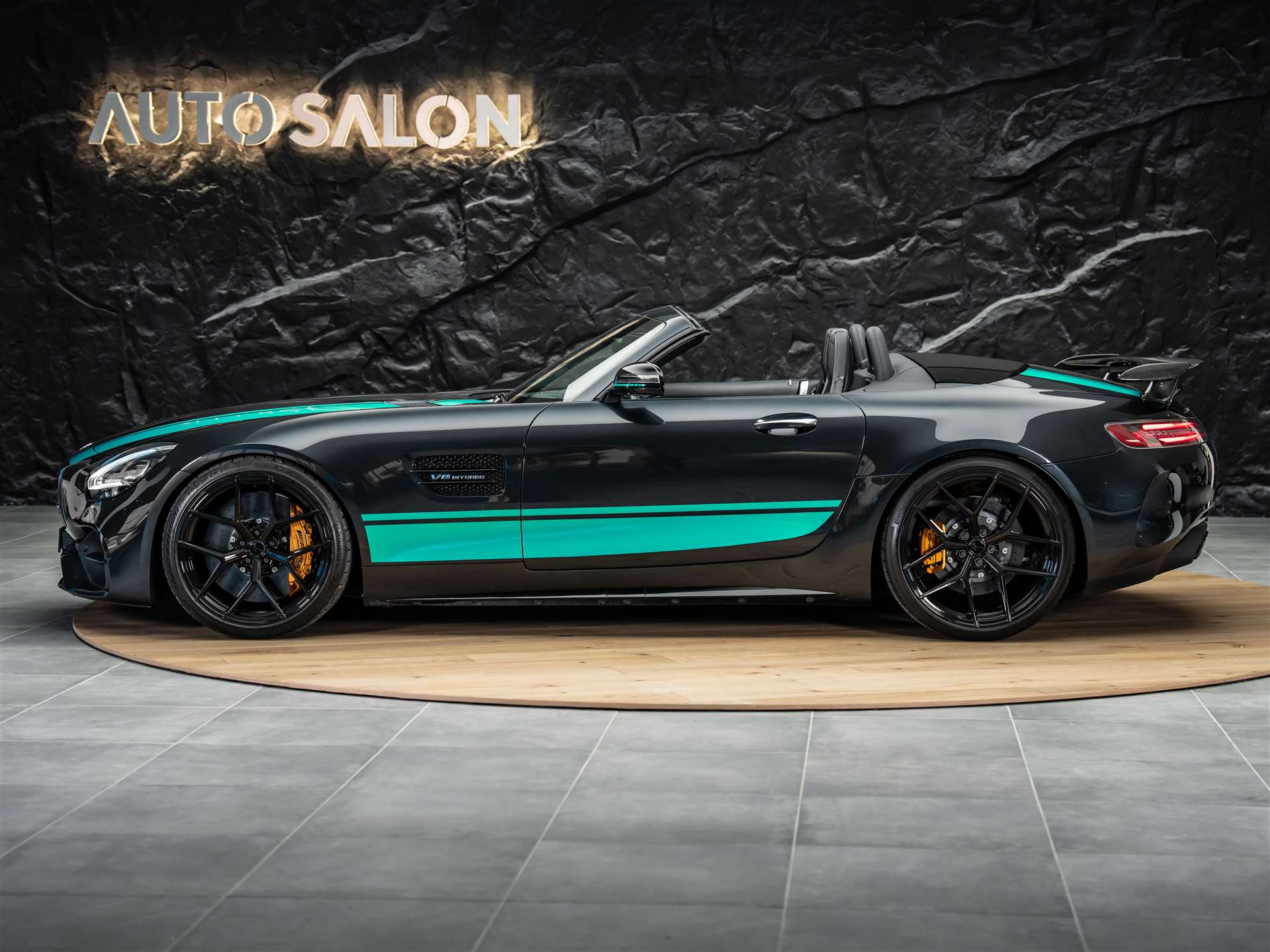 MERCEDES-BENZ AMG GT C Roadster Speedshift DCT *CH-Auto*Keramik*Burmester*Sitzlüftung*MSI+*-image-2