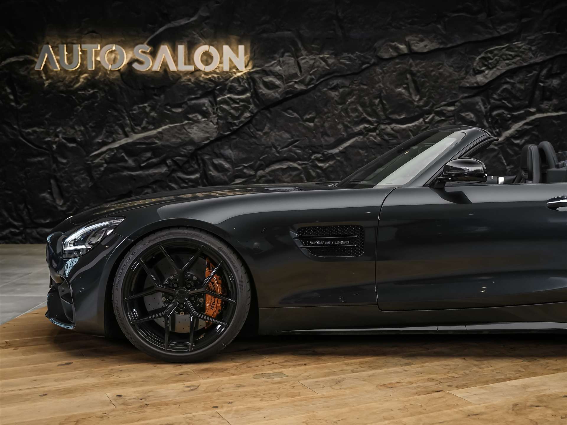 MERCEDES-BENZ AMG GT C Roadster Speedshift DCT *CH-Auto*Keramik*Burmester*Sitzlüftung*MSI+*-image-18
