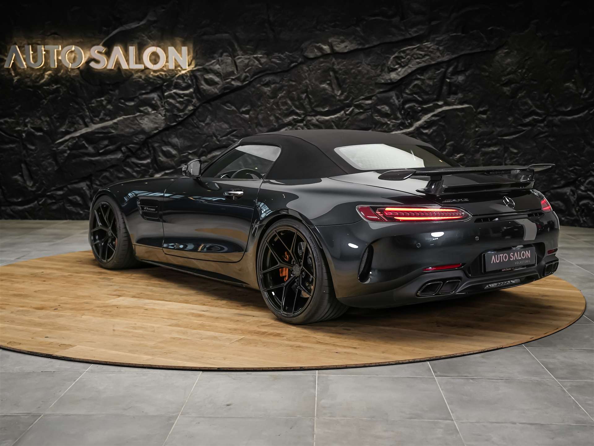 MERCEDES-BENZ AMG GT C Roadster Speedshift DCT *CH-Auto*Keramik*Burmester*Sitzlüftung*MSI+*-image-5