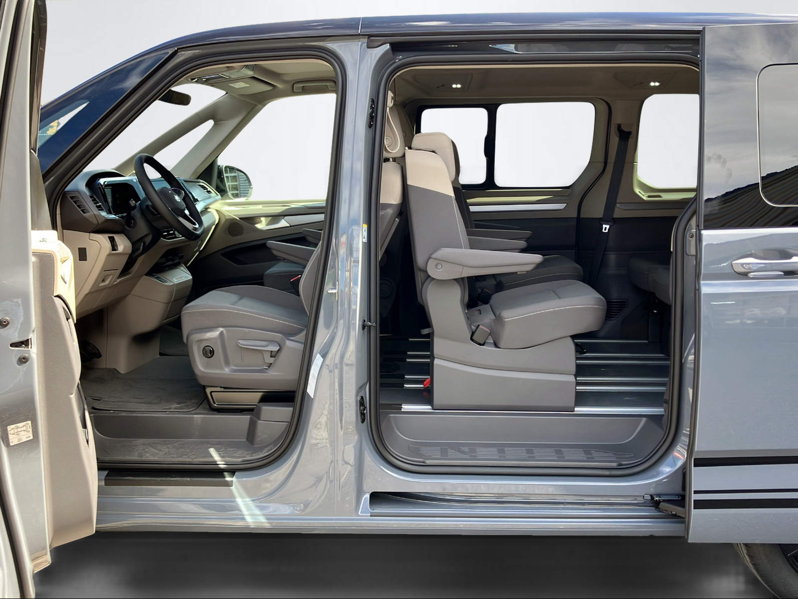 VW Multivan ED kurz 150 2.0 TDI 2000ccm 150PS/110kW 4 Zylinder TDI Common Rail SCR Diesel-image-7
