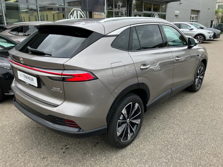 MG HS 1.5 T Hybrid+ Luxury-image-4