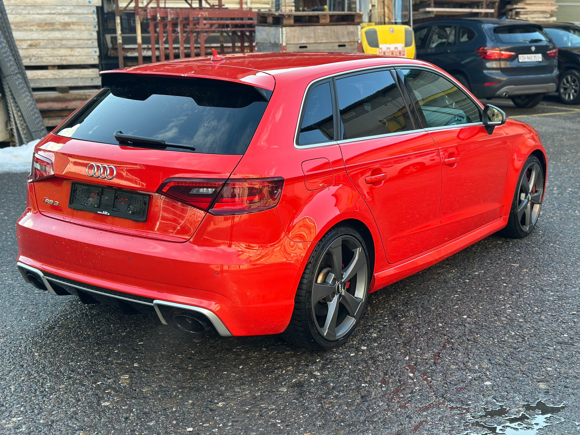 AUDI RS3 2.5 TSI quattro S-tronic-image-2