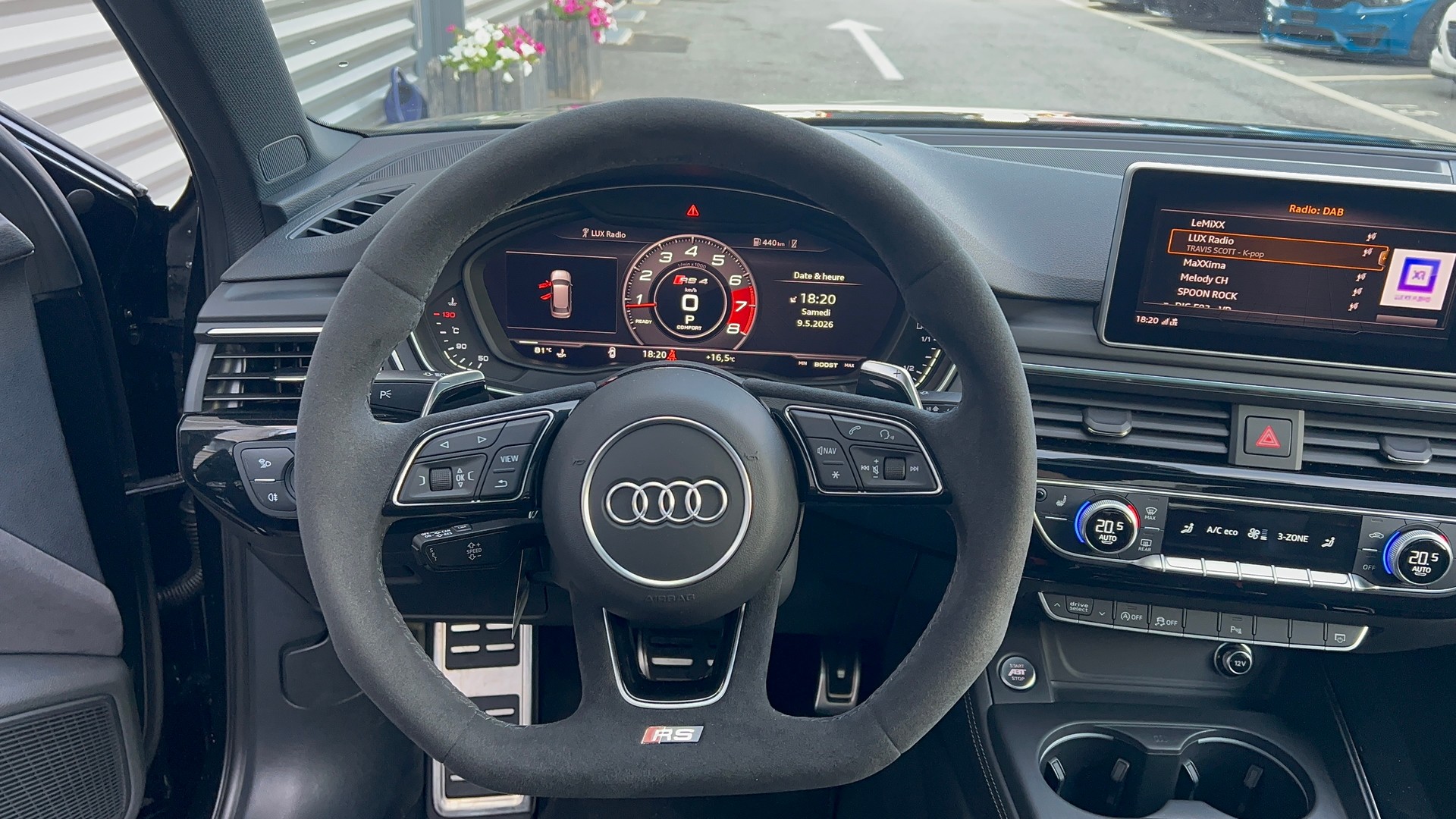 AUDI RS4-R-ABT-image-11