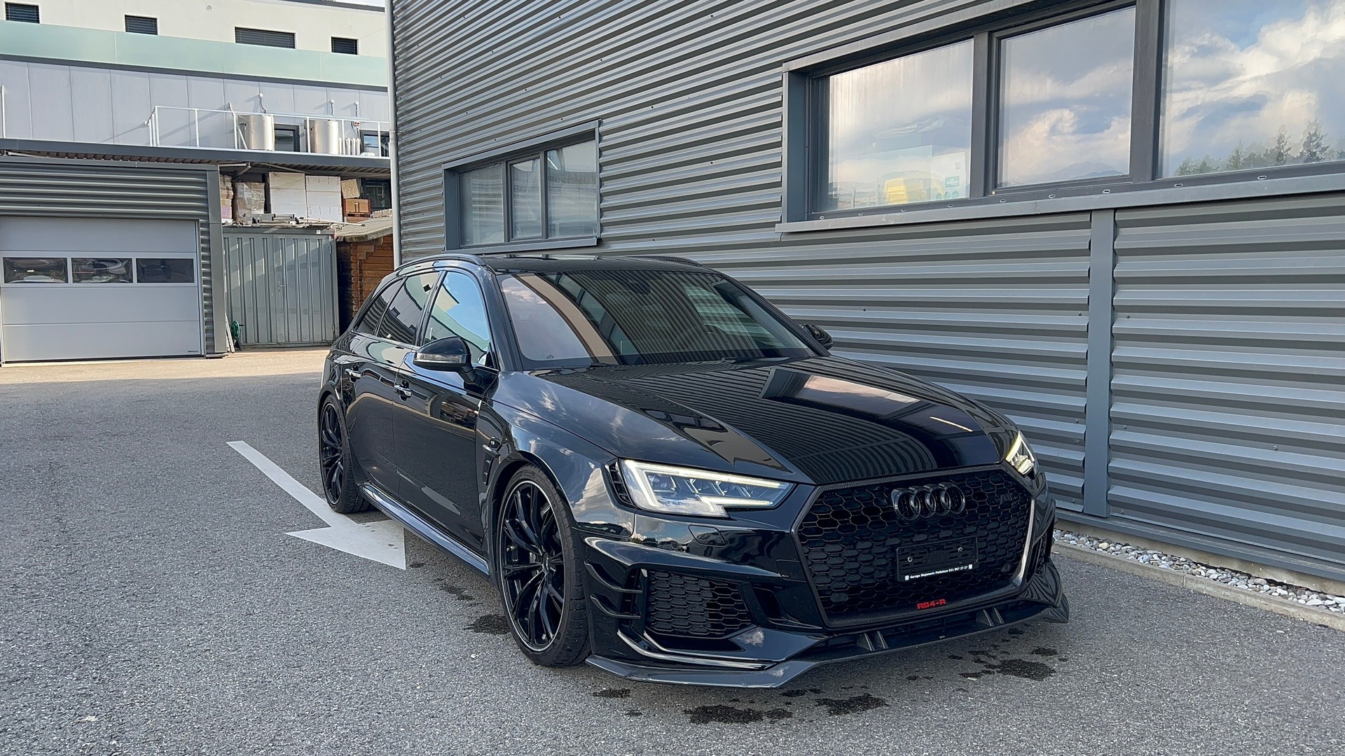 AUDI RS4-R-ABT