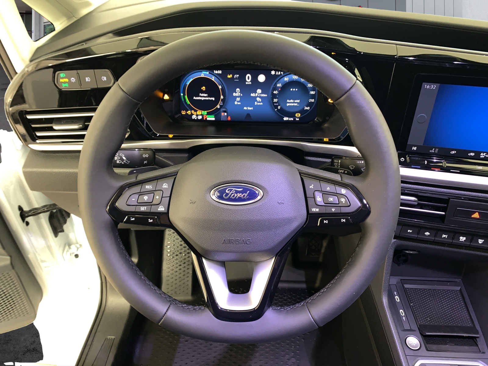 FORD Transit Connect Kaw. 1.5 EcoBoost 150 Limited PHEV-image-8