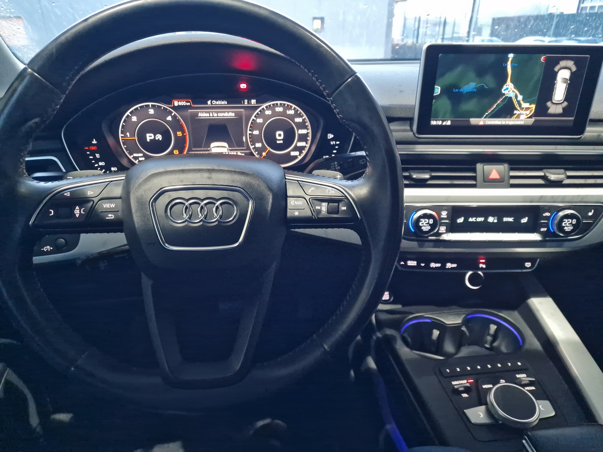 AUDI A4 Avant 2.0 TDI Design S-tronic-image-9