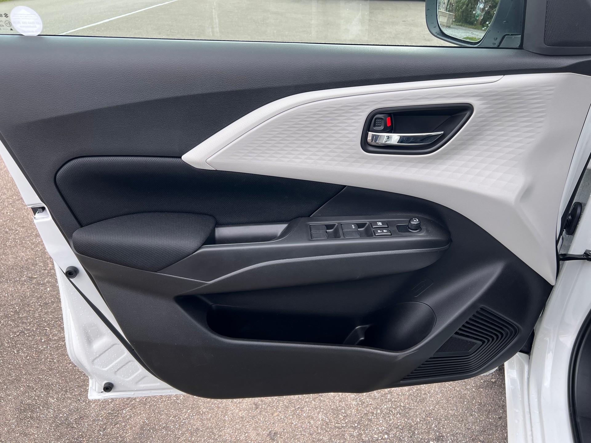 SUZUKI Swift 1.2 Compact+ Hybrid 4x4-image-8