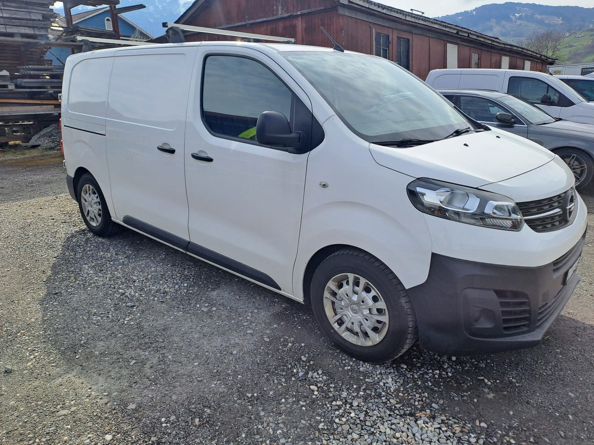 OPEL Vivaro Cargo 1.5 CDTI Essentia s/s DK fix M-image-4