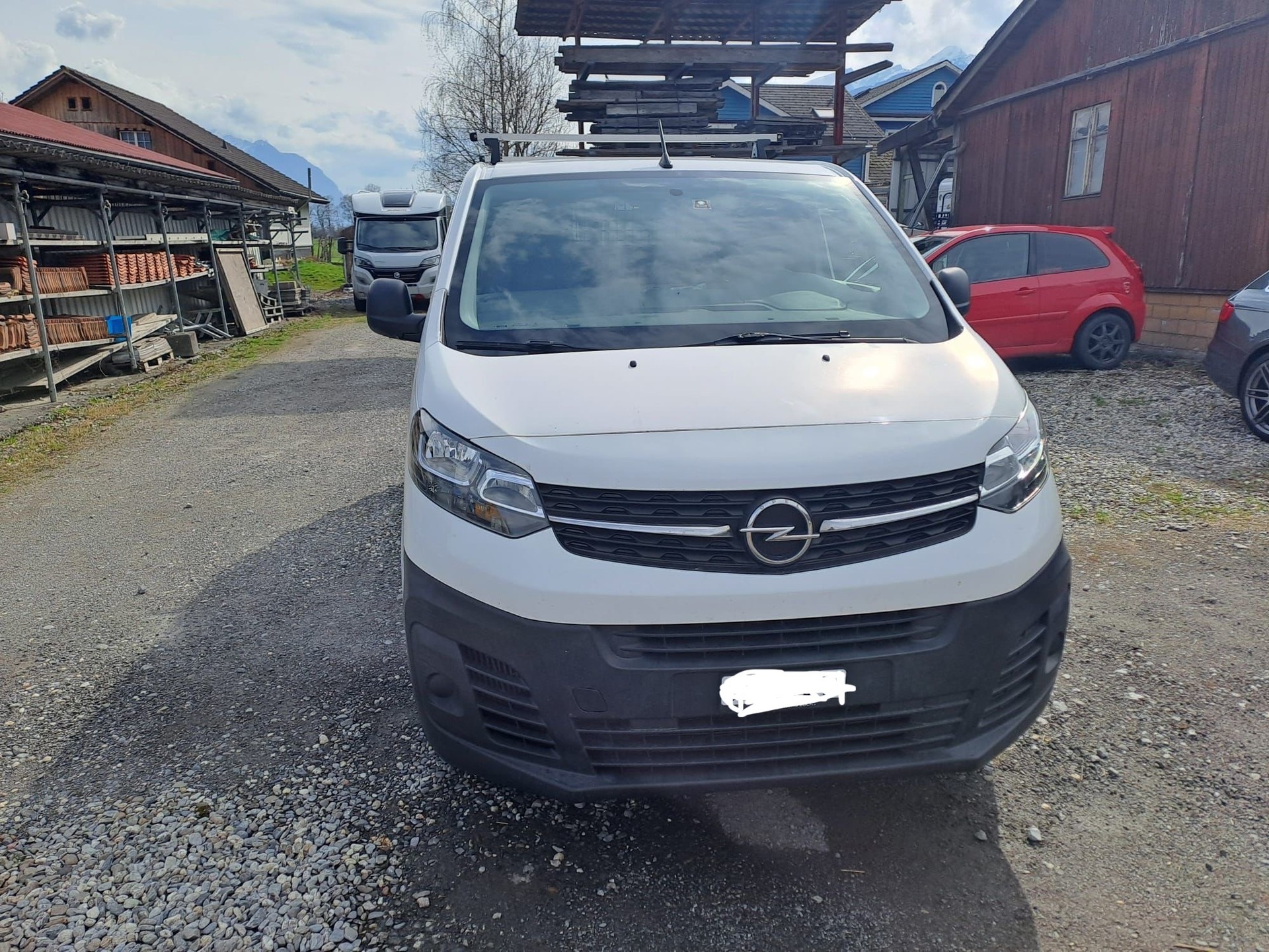 OPEL Vivaro Cargo 1.5 CDTI Essentia s/s DK fix M-image-1