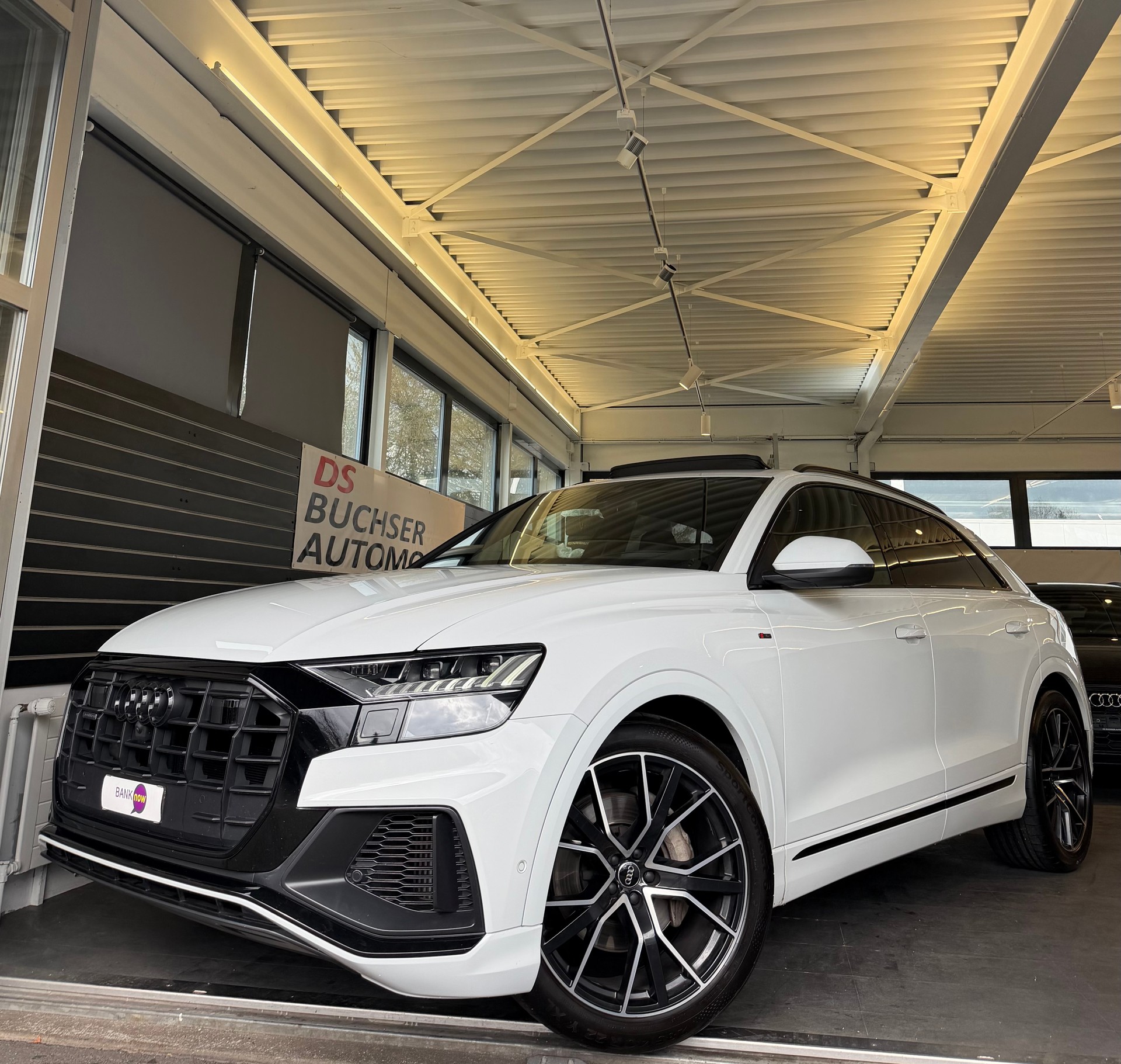 AUDI Q8 55 TFSI quattro tiptronic