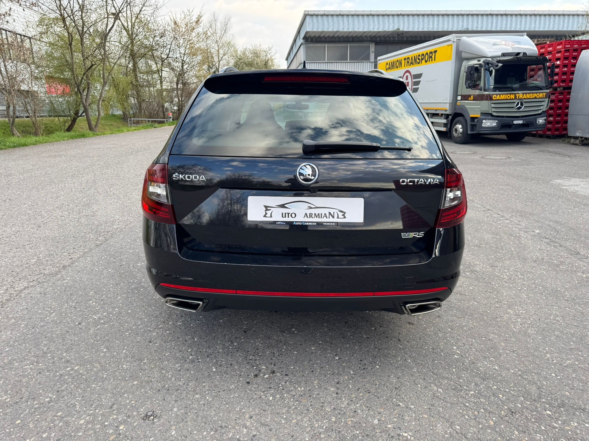 SKODA Octavia Combi 2.0 TSI RS DSG-image-3