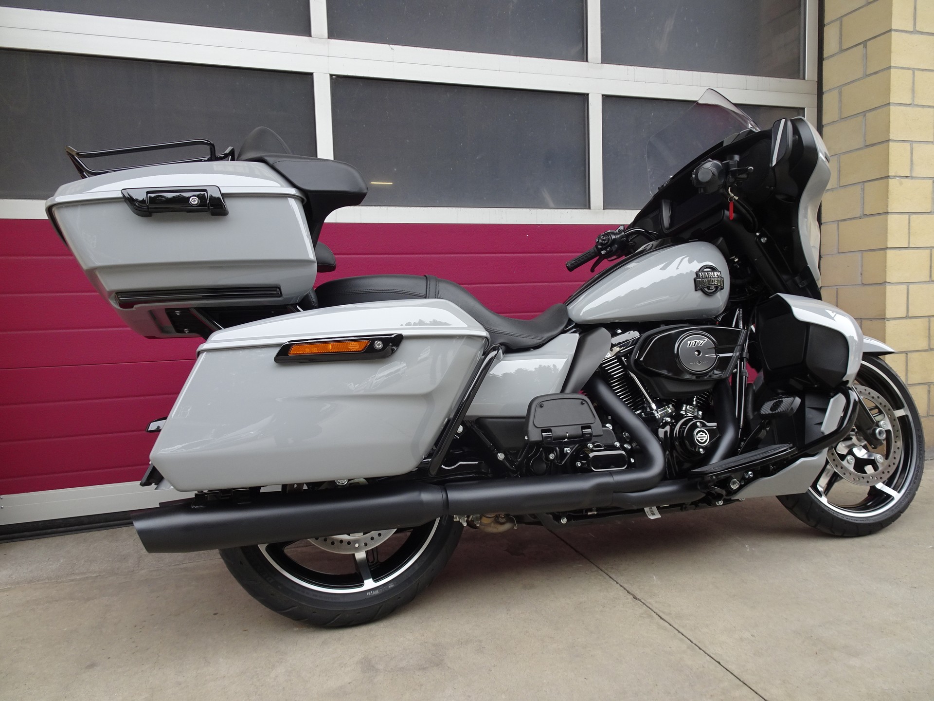 HARLEY-DAVIDSON FLHXU Street Glide Ultra 117-image-8