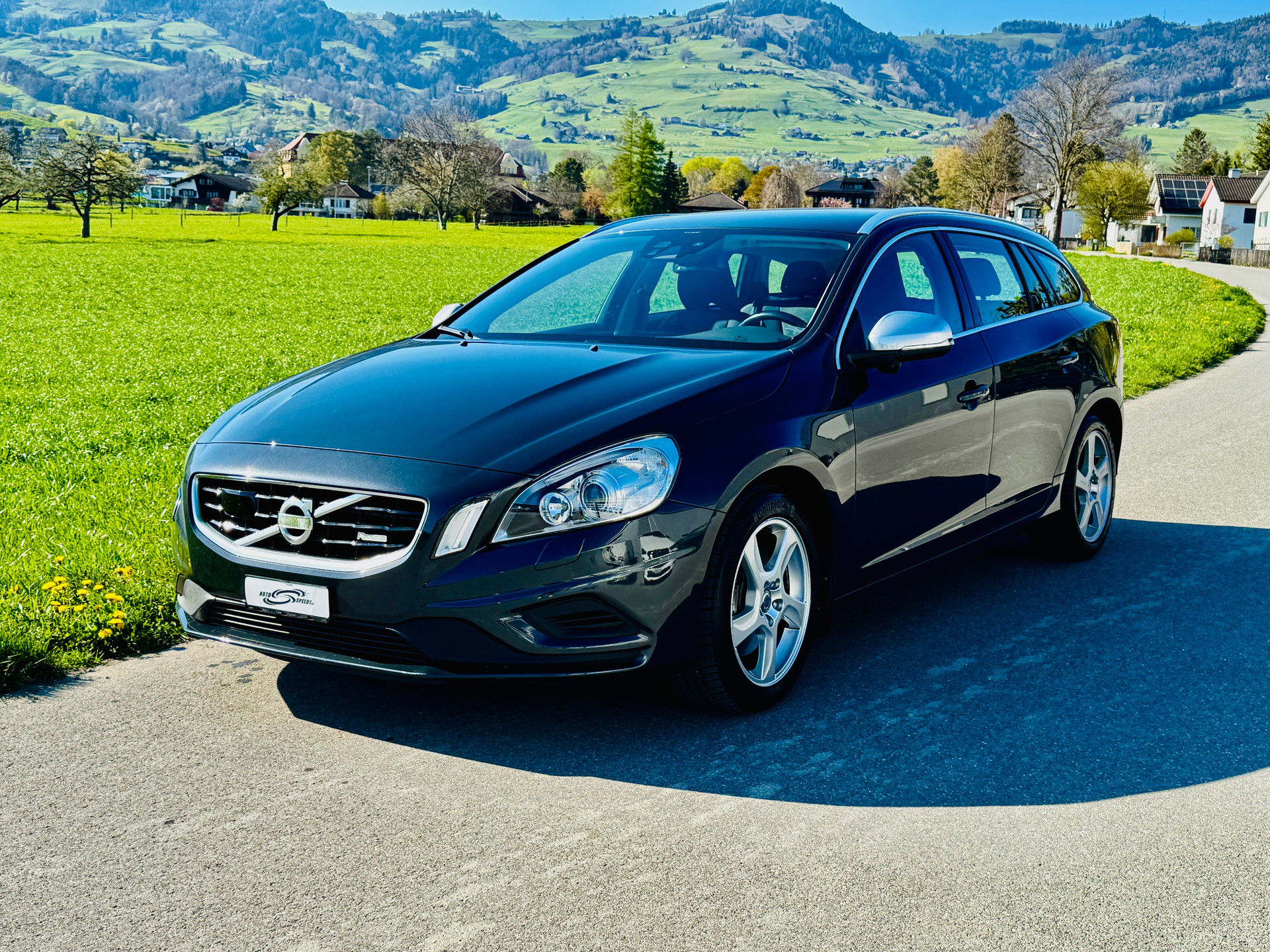 VOLVO V60 T5 R-Design Powershift