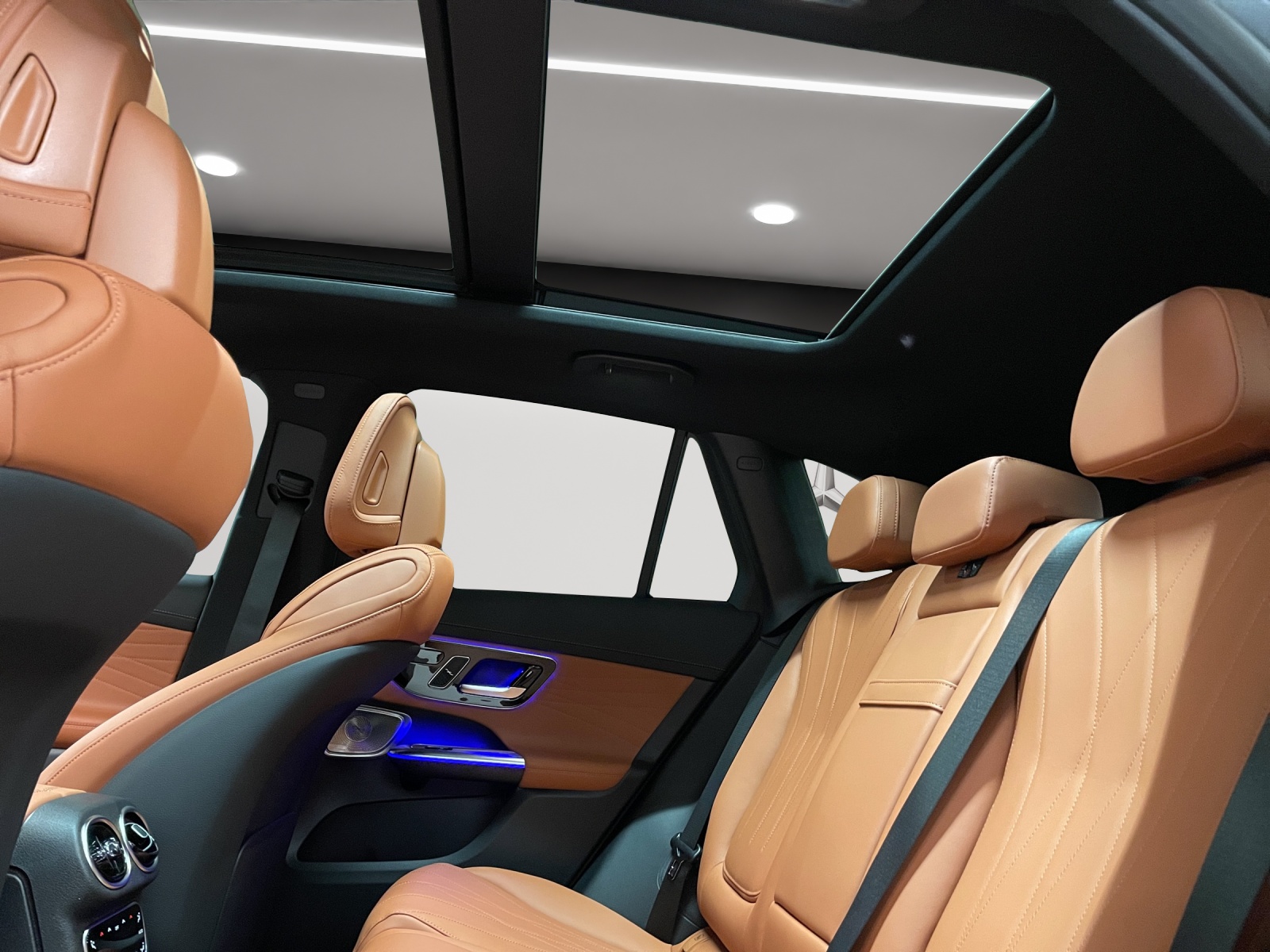 Image MERCEDES-BENZ GLC-300 GLC 300 e 4Matic EQ Star 9G-Tronic