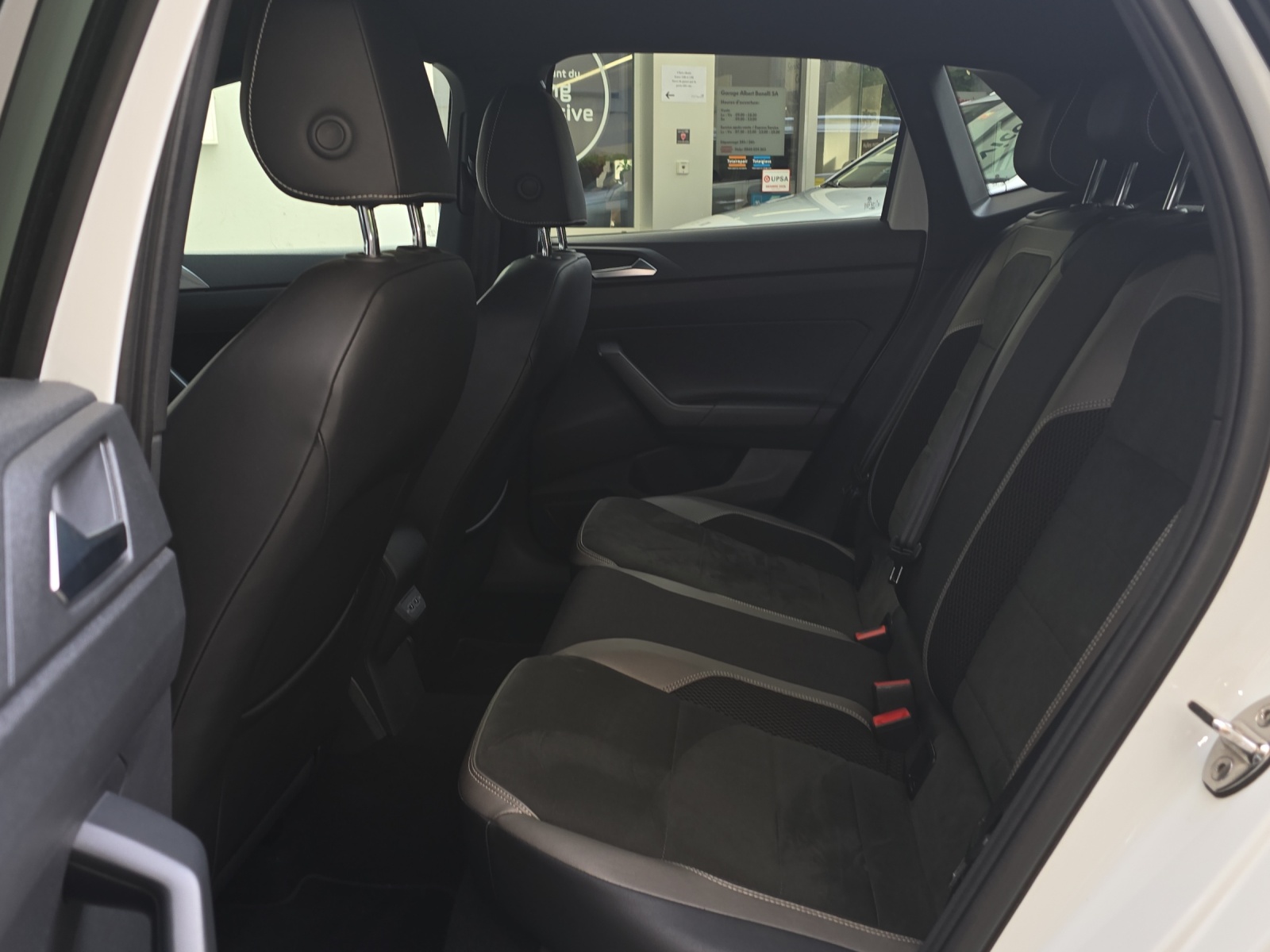 VW Polo 2.0 TSI GTI DSG-image-5