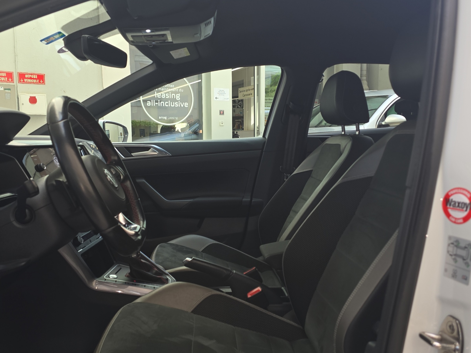 VW Polo 2.0 TSI GTI DSG-image-4