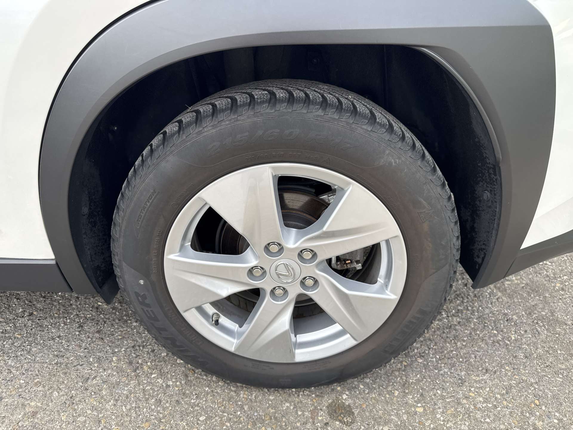 LEXUS UX 250h Hybrid Style Edition Automat-image-9