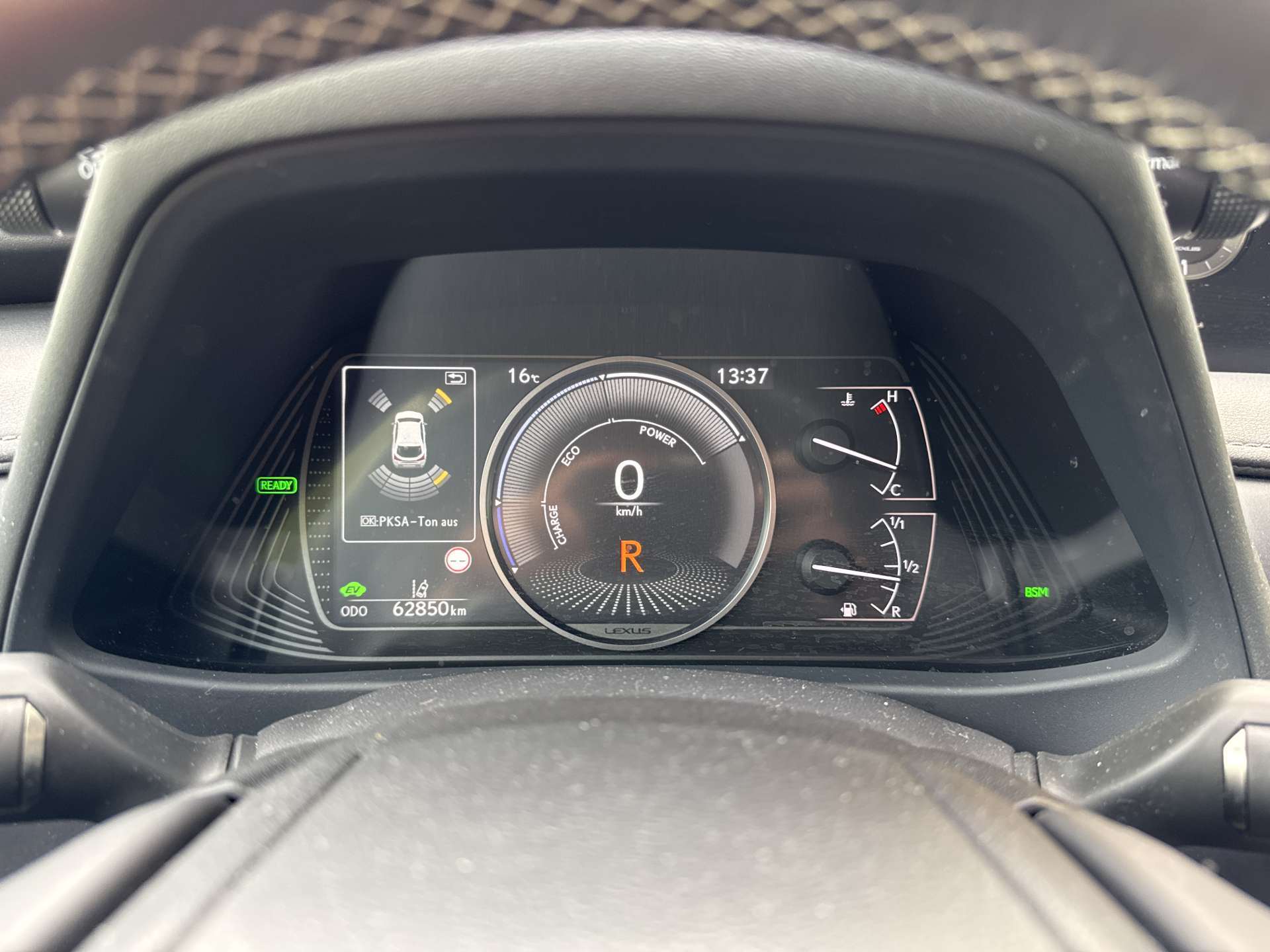 LEXUS UX 250h Hybrid Style Edition Automat-image-11