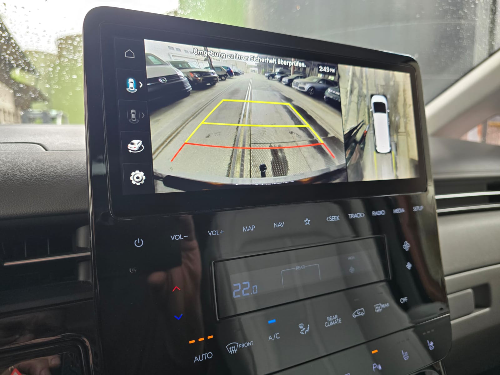 HYUNDAI Staria Premium 2.2 CRDI HEV SIGNATURE A-image-20