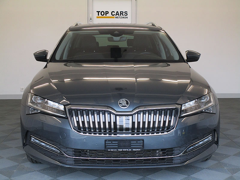 SKODA Superb Combi 2.0 TDi Style 4x4 DSG-image-10