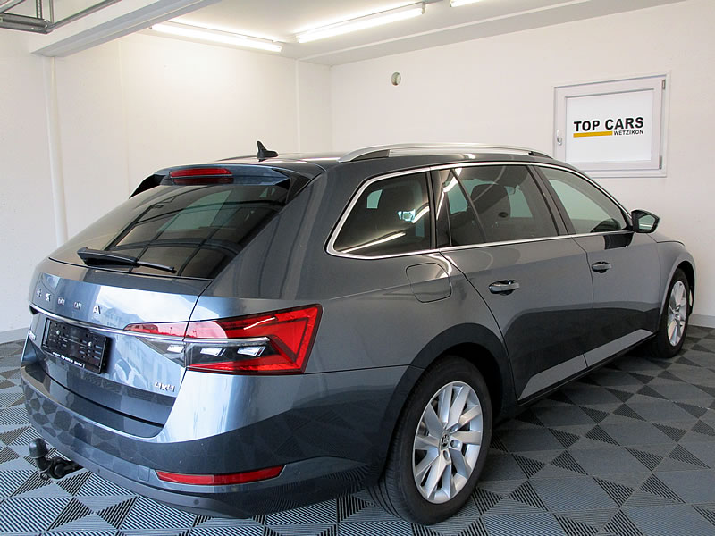 SKODA Superb Combi 2.0 TDi Style 4x4 DSG-image-5