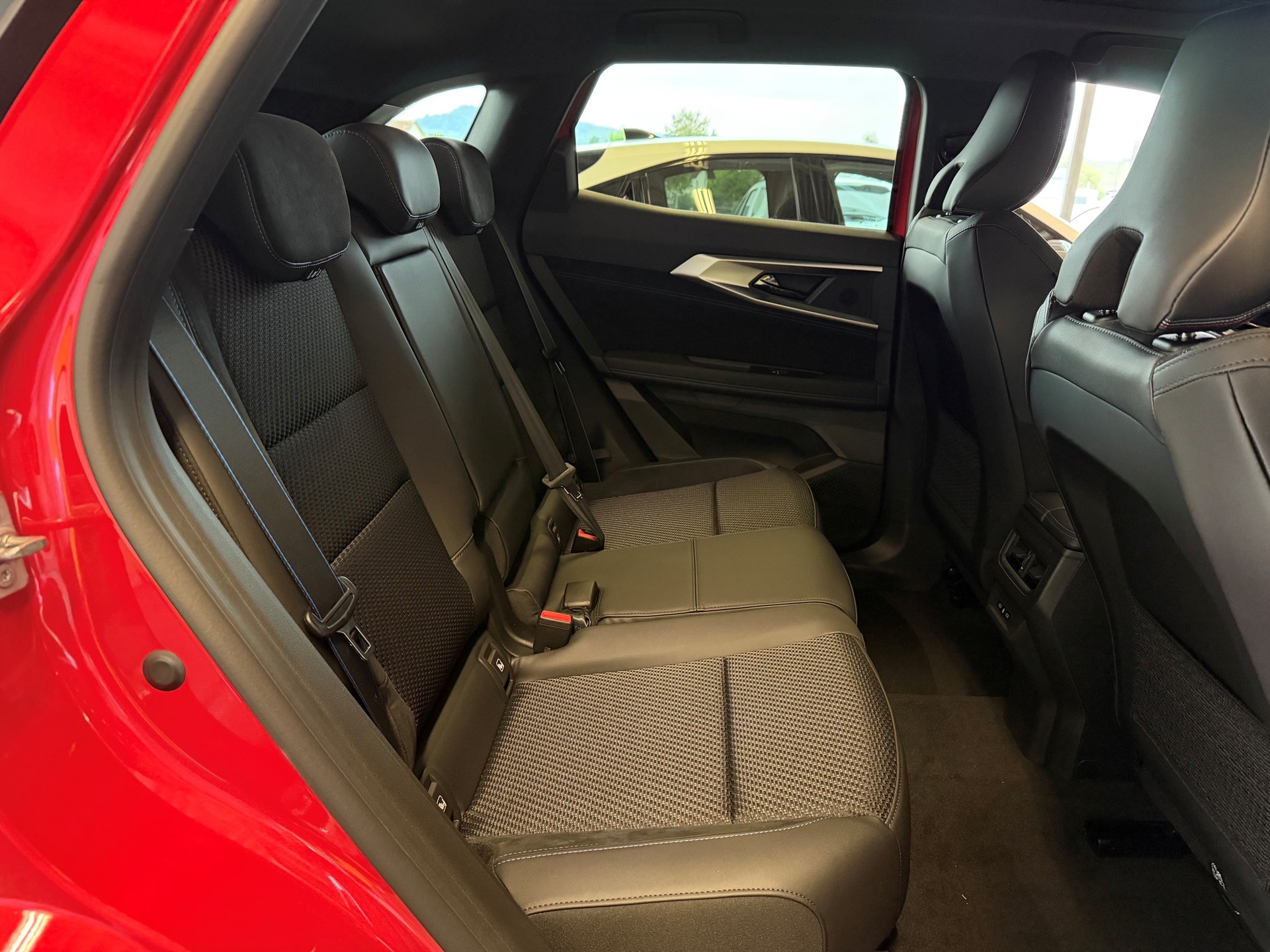 RENAULT Austral 1.2 HEV 200 esprit Alpine A-image-6