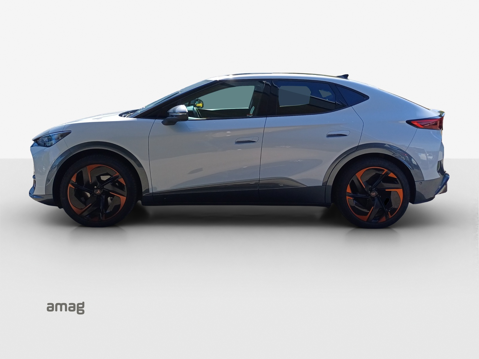 CUPRA Tavascan Type 9 77 kWh Adrenaline-image-1