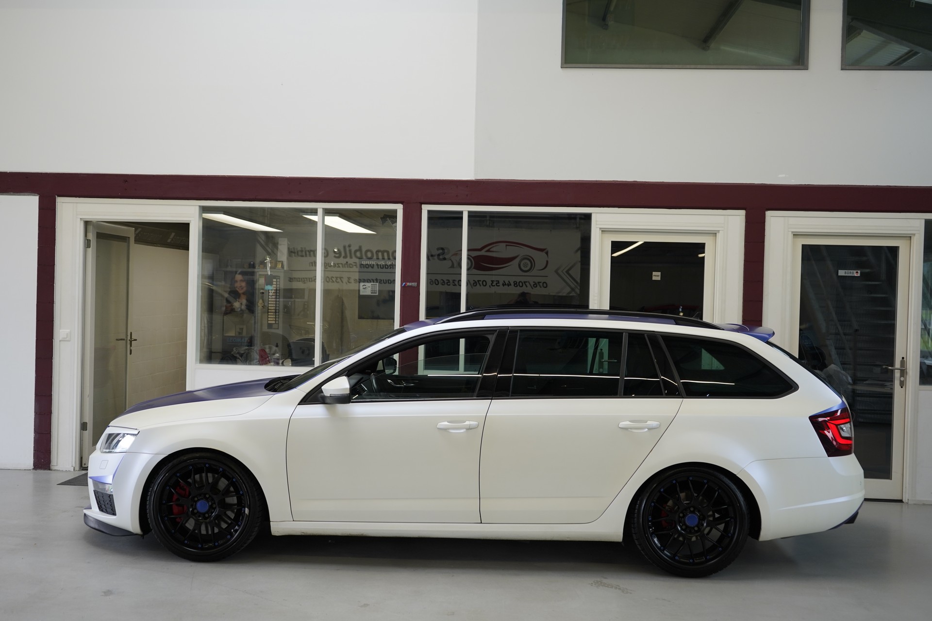SKODA Octavia Combi 2.0 TSI RS DSG-image-3