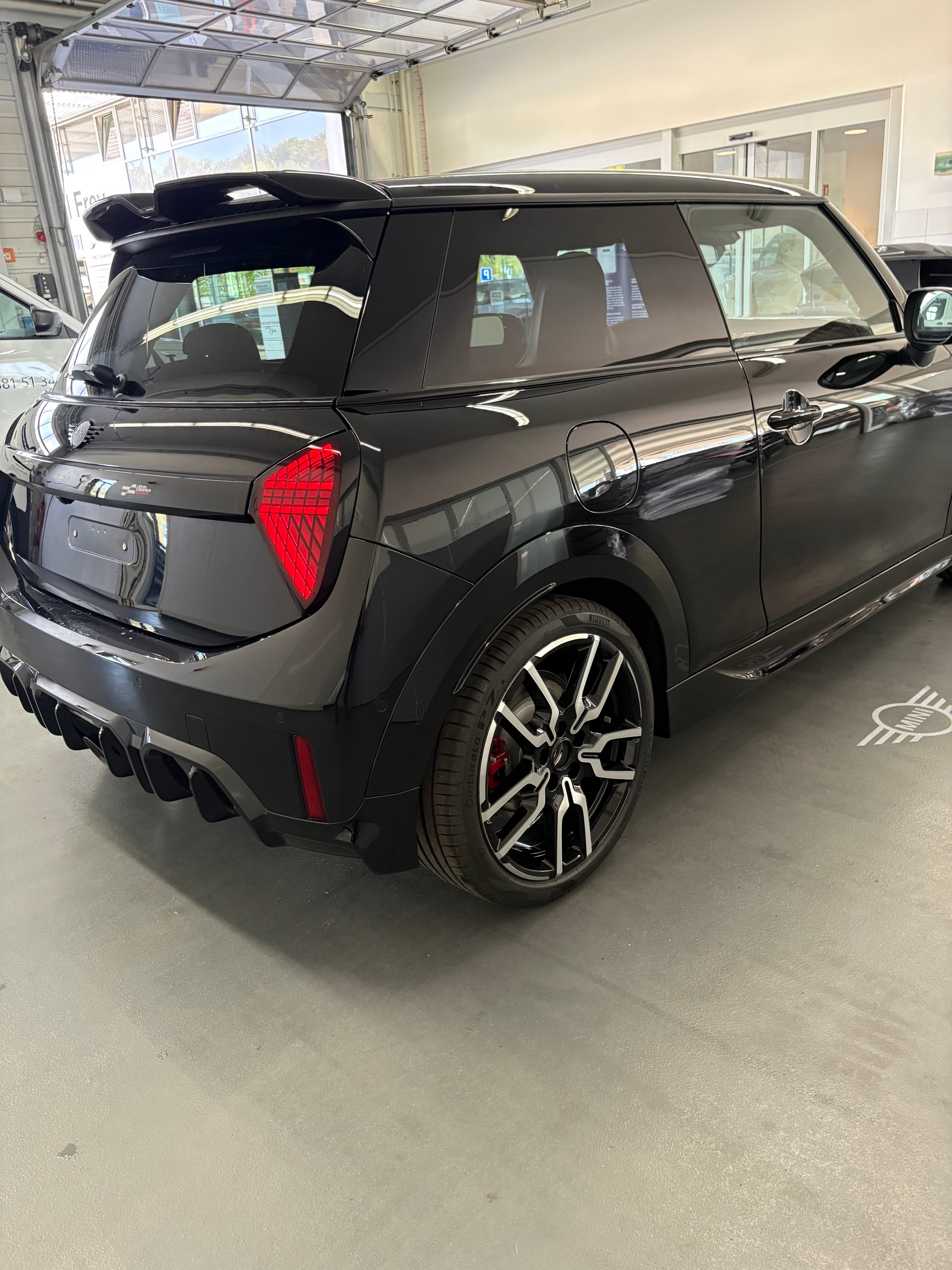 MINI Cooper John Cooper Works DKG-image-4
