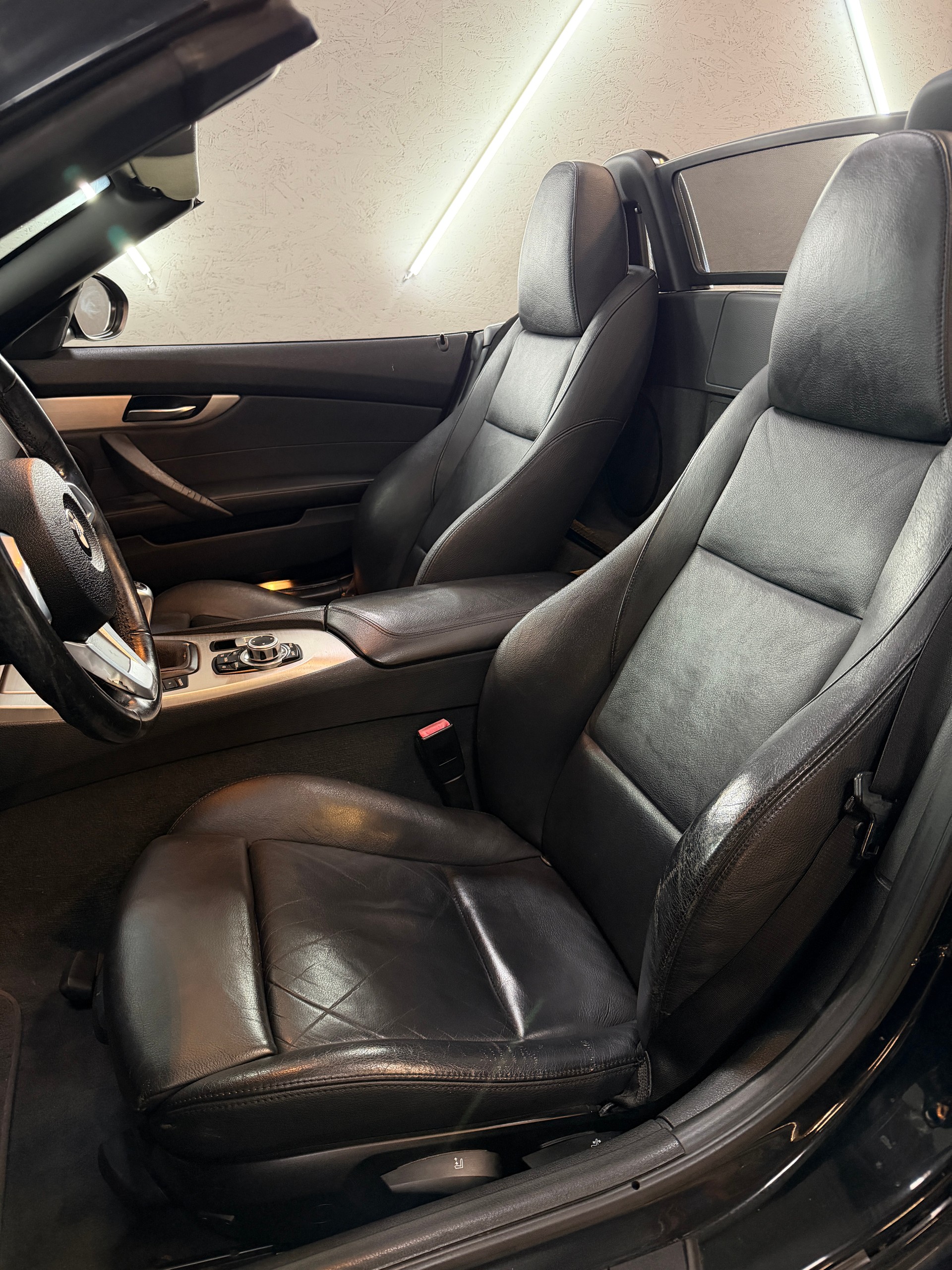BMW Z4 sDrive23i-image-19
