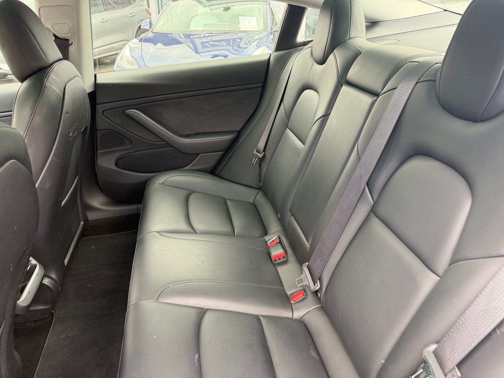 TESLA Model 3 Long Range Dual Motor AWD-image-16