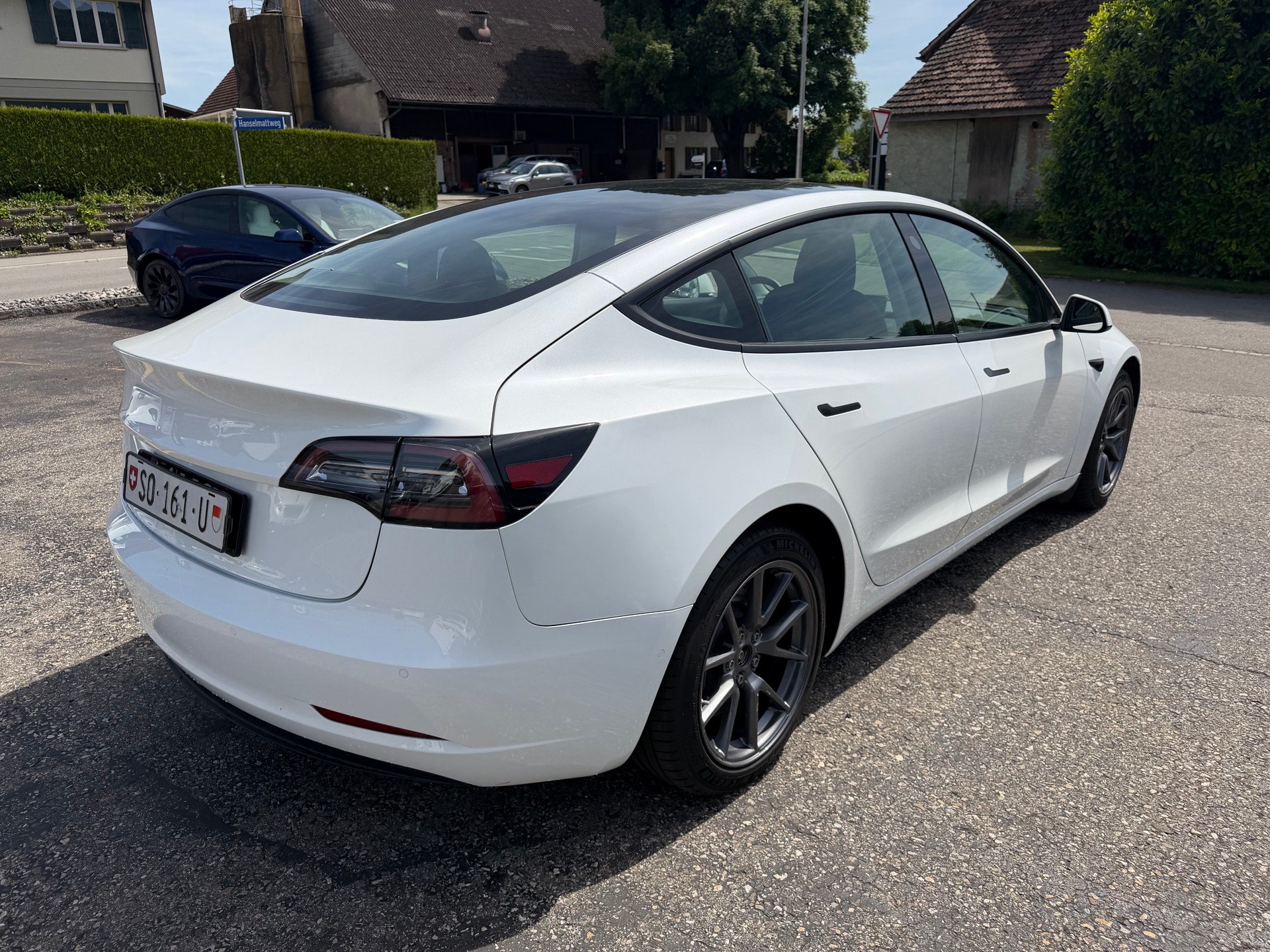 TESLA Model 3 Long Range Dual Motor AWD-image-7