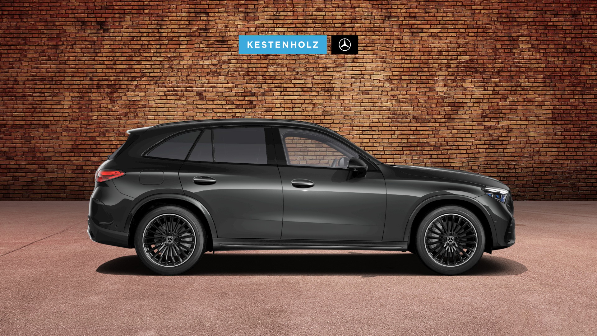MERCEDES-BENZ GLC 300 e 4Matic EQ Star 9G-Tronic-showroom-element-3