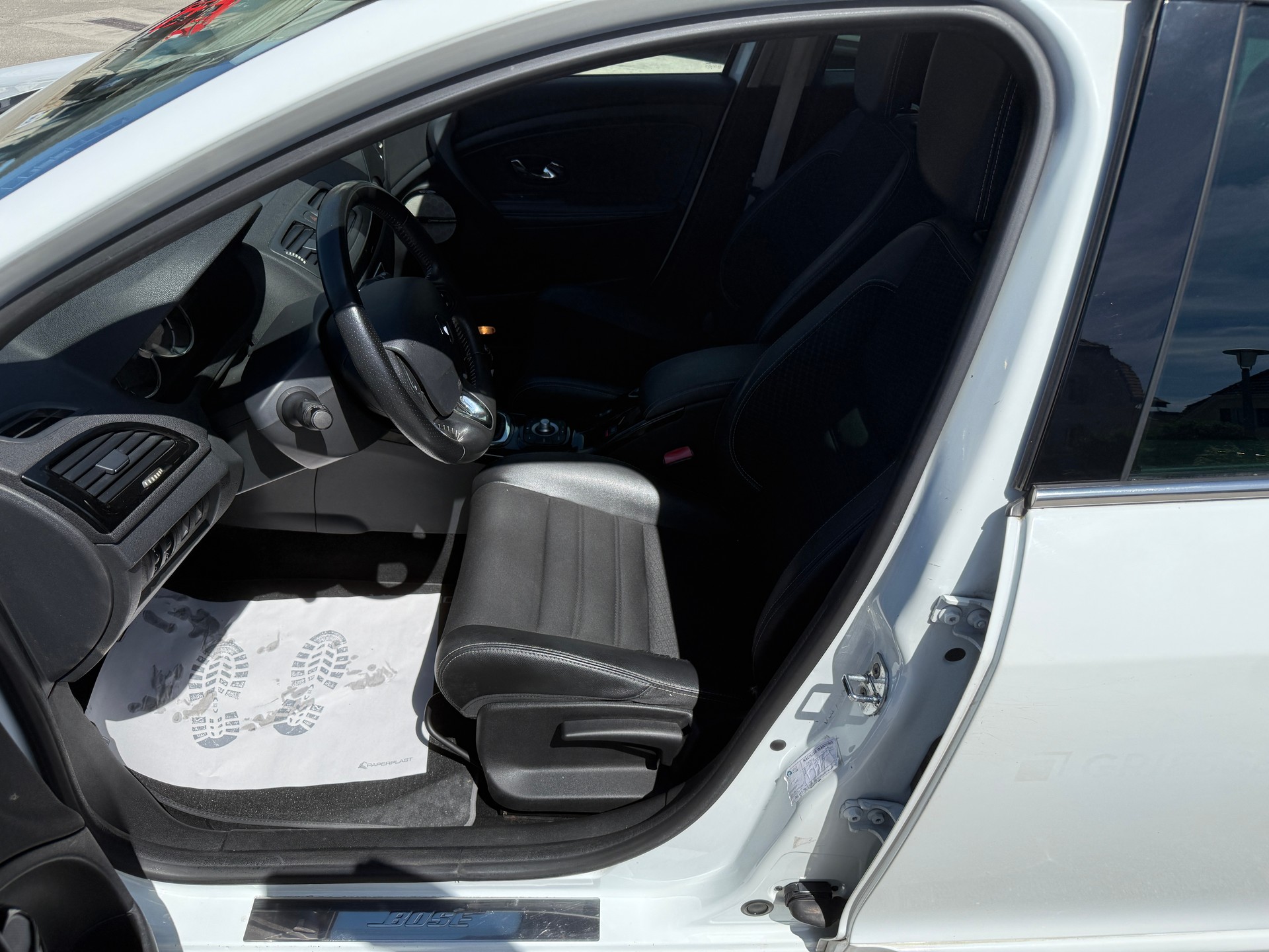 RENAULT Mégane Grandtour 1.2 16V Turbo Expression-image-6