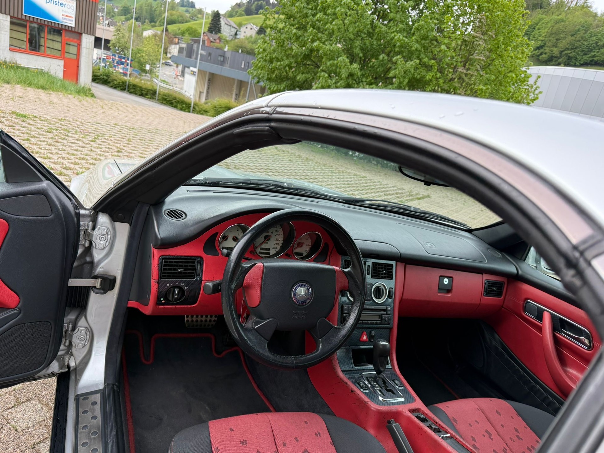 MERCEDES-BENZ SLK 200-image-9