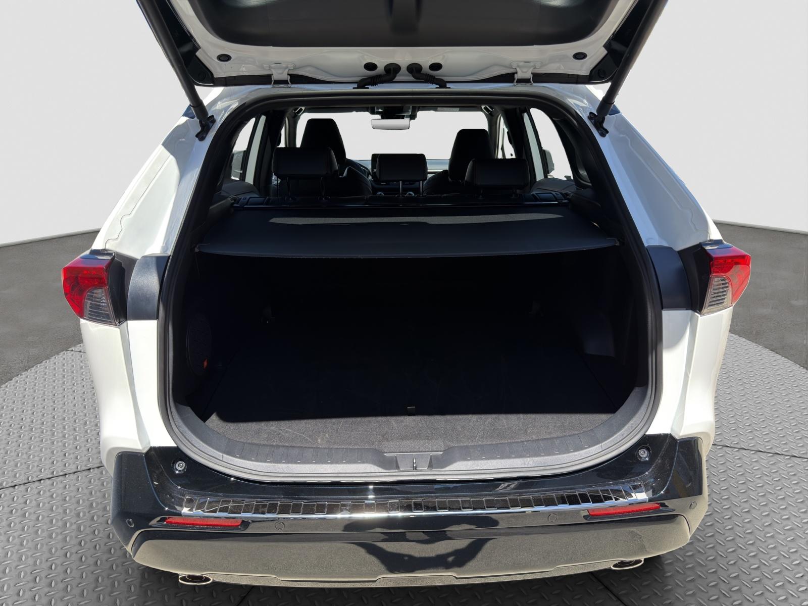 TOYOTA RAV4 2.5 Plug-In-Hybrid Premium-image-14