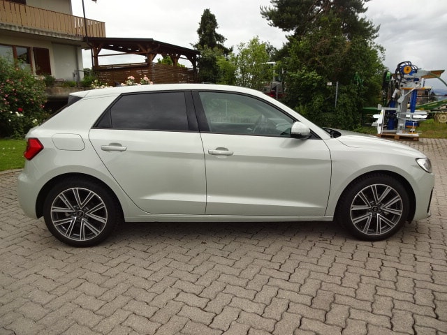 AUDI A1 Sportback 30 TFSI Attraction S-tronic-image-5