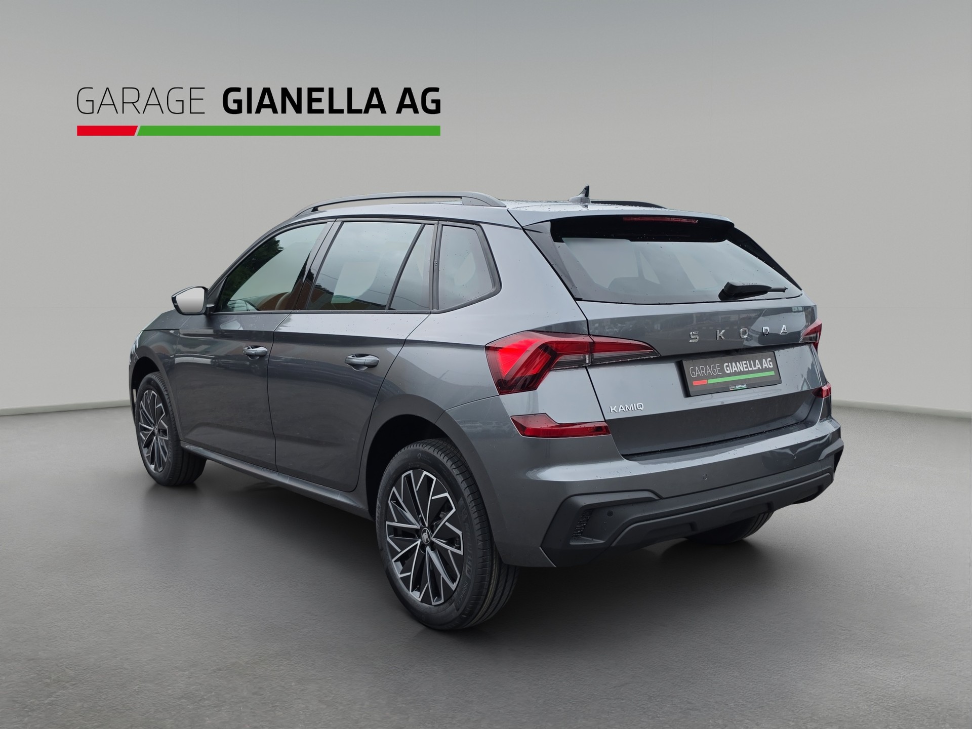 SKODA Kamiq 1.5 TSI Dynamic DSG-image-2