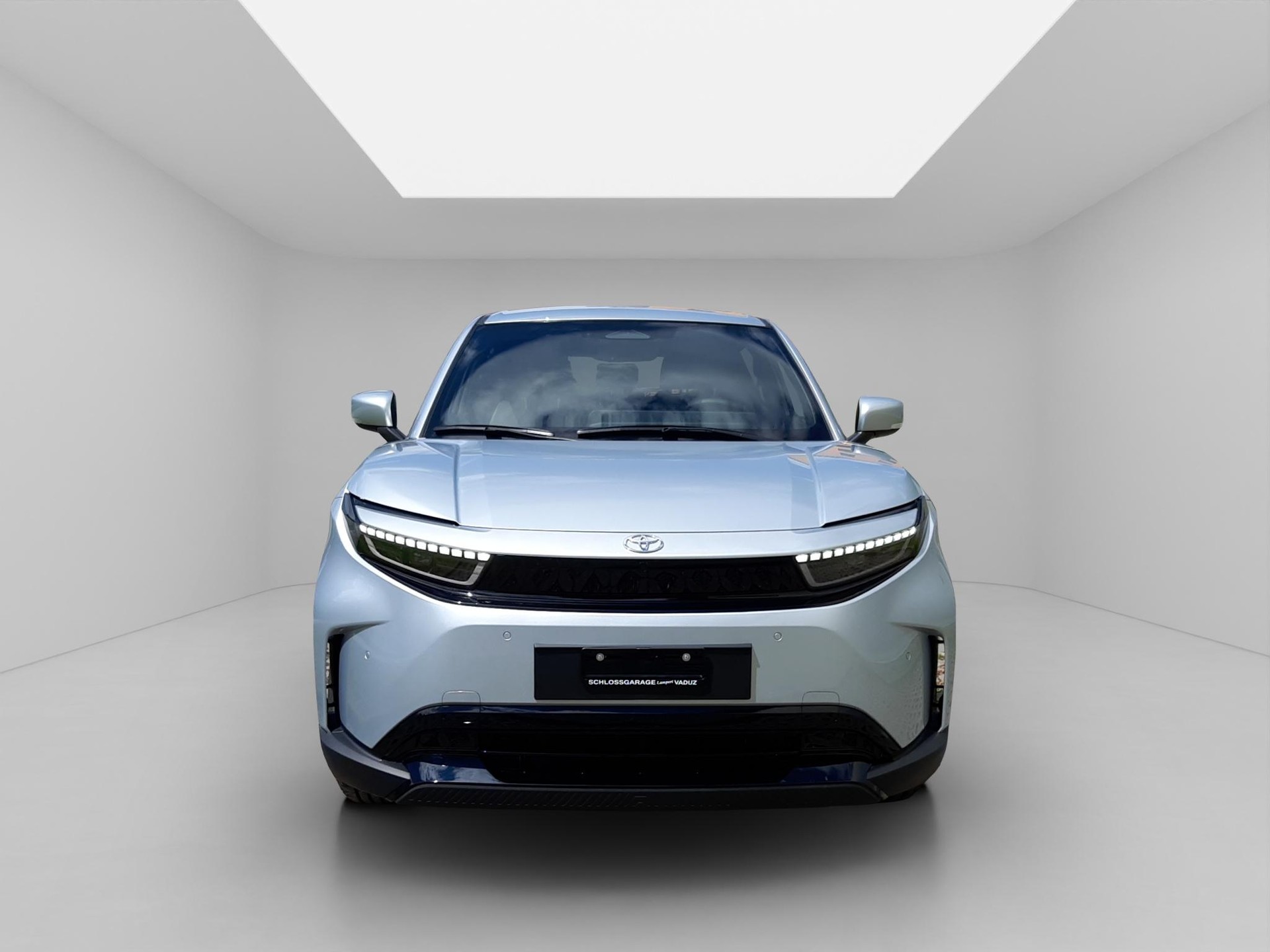 TOYOTA Urban Cruiser Trend AWD-image-2