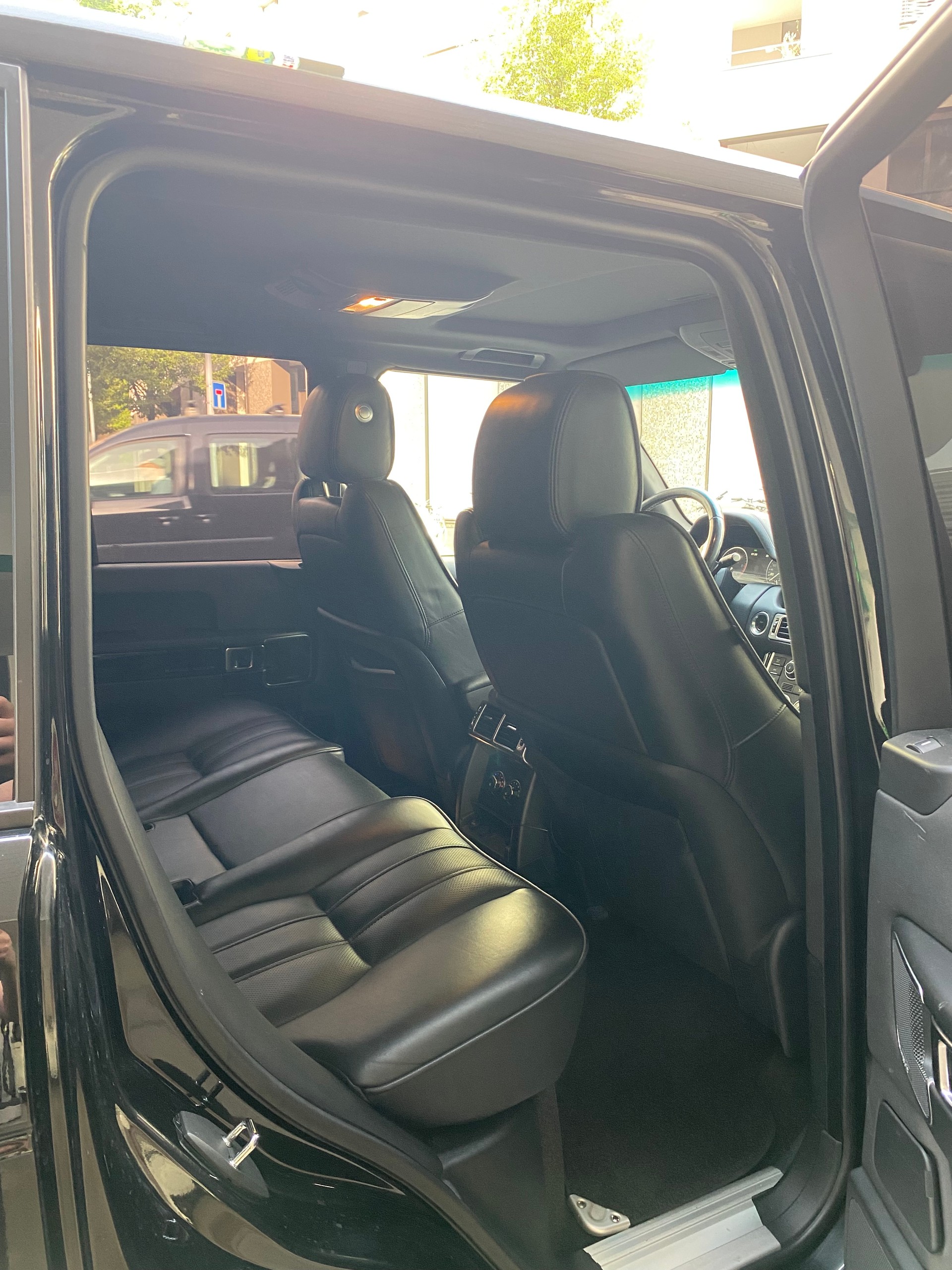 LAND ROVER Range Rover 4.4 TDV8 Vogue Automatic-image-9
