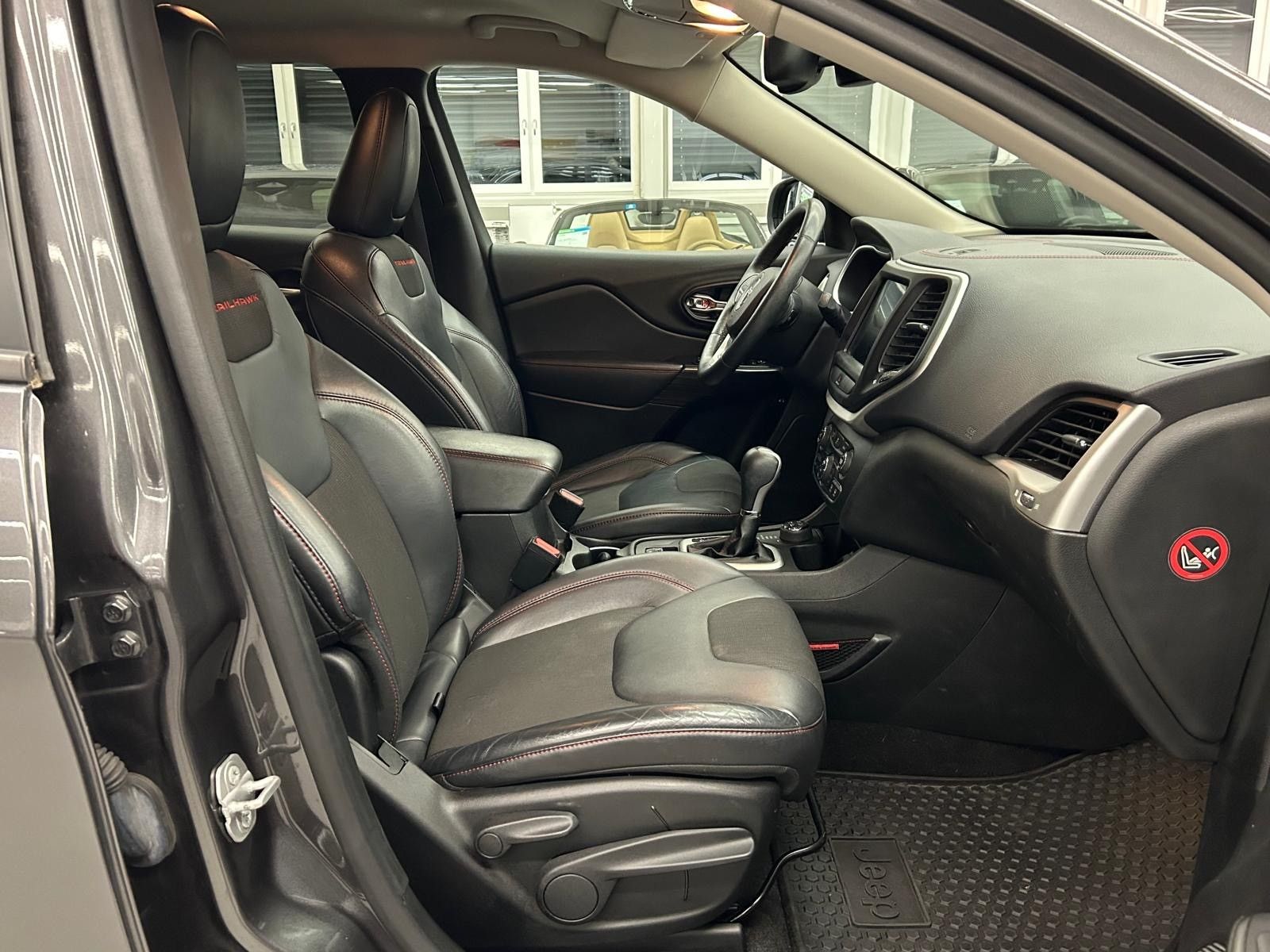 JEEP Cherokee 2.4 Trailhawk AWD-image-11