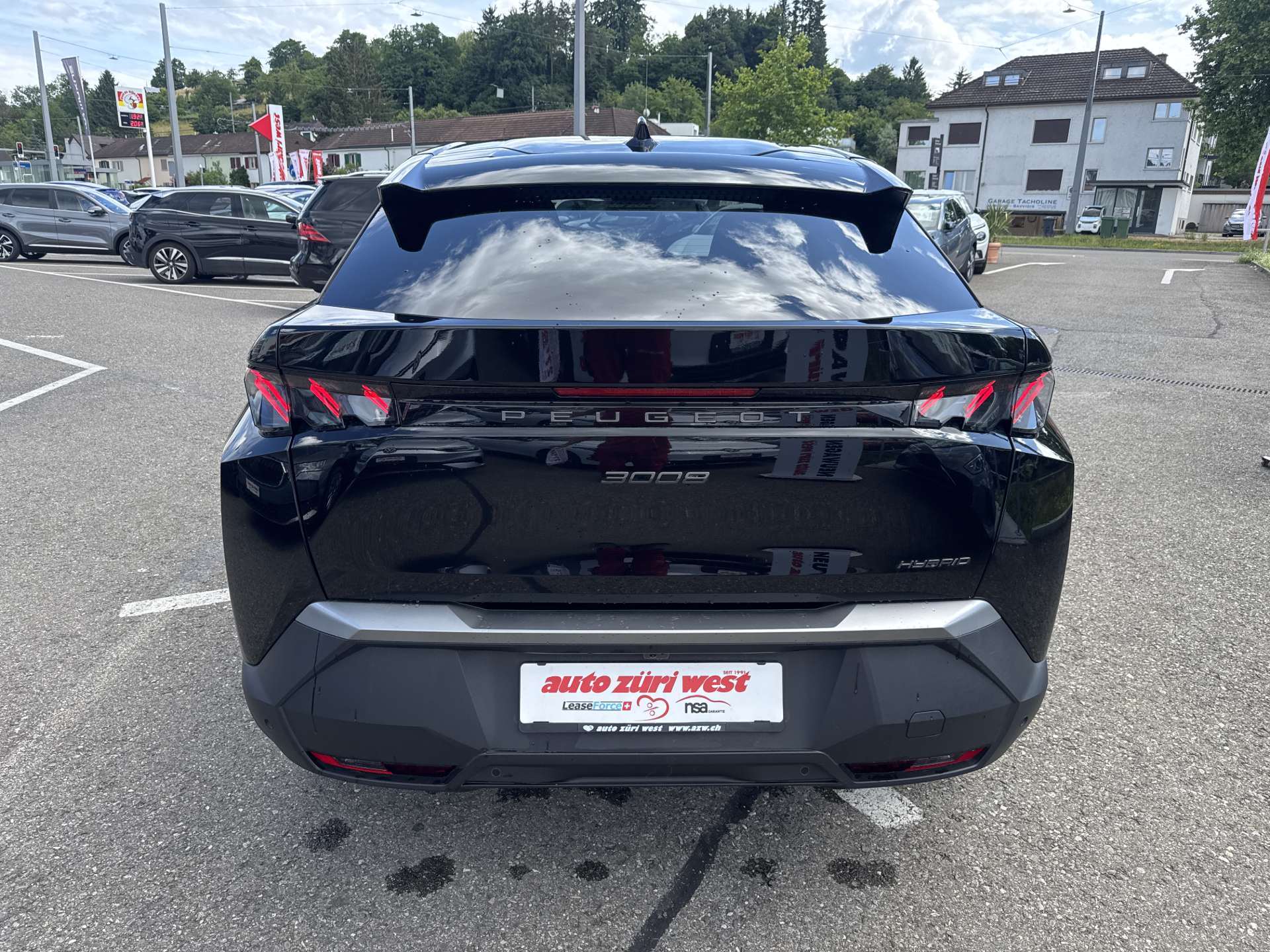 PEUGEOT 3008 145 GT Hybrid e-DCS-Automat-image-14
