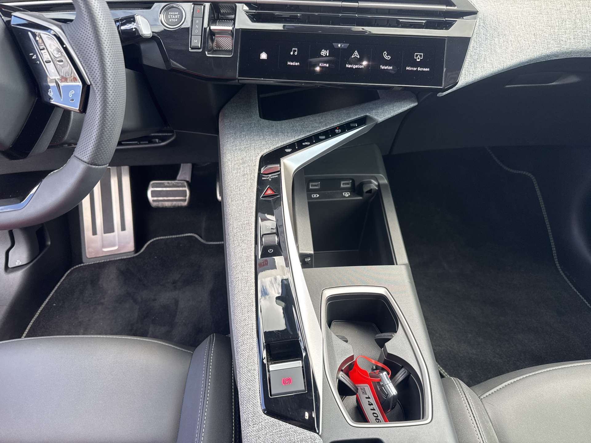 PEUGEOT 3008 145 GT Hybrid e-DCS-Automat-image-11