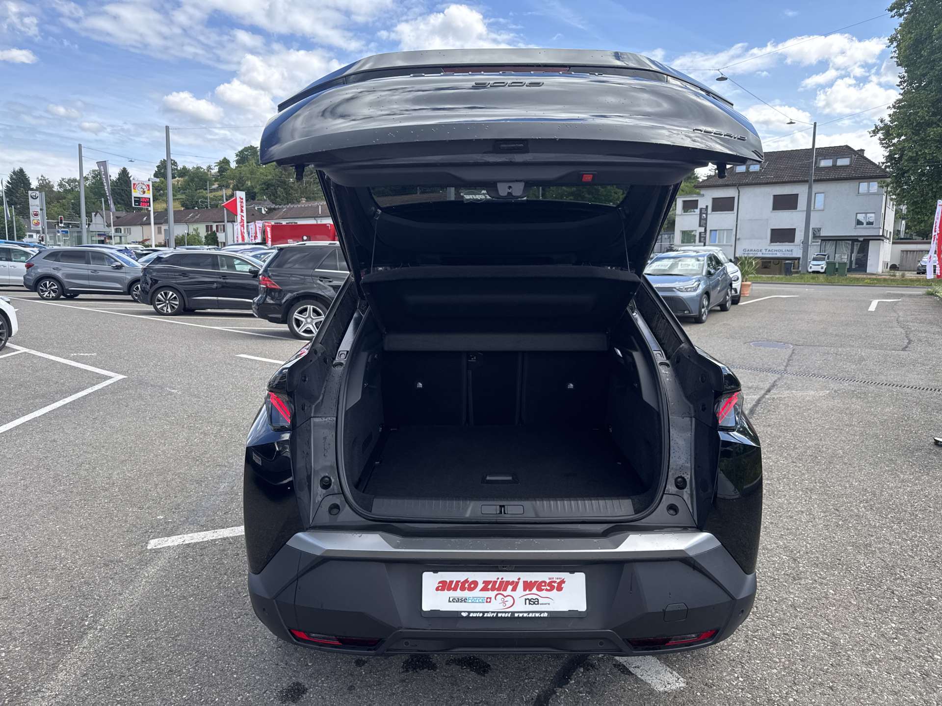 PEUGEOT 3008 145 GT Hybrid e-DCS-Automat-image-7