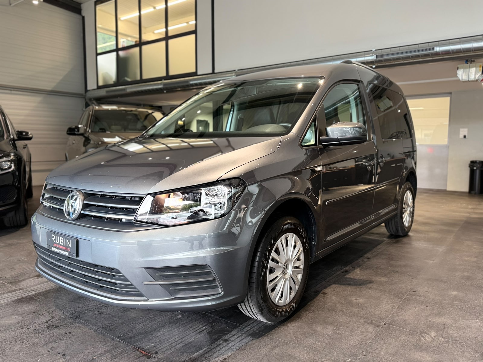 VW Caddy 1.0 TSI Trendline-image-0