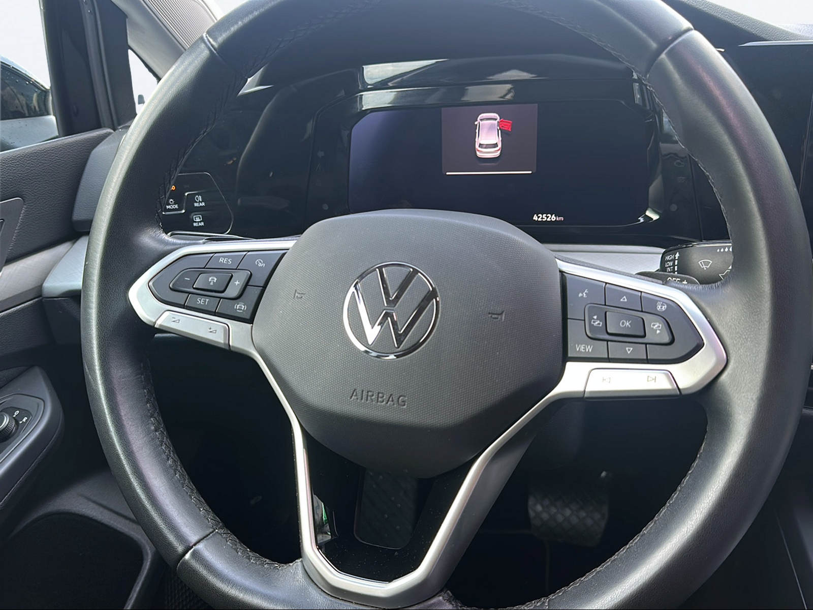 VW Golf 1.5 e TSI ACT 75 Edition DSG-image-15